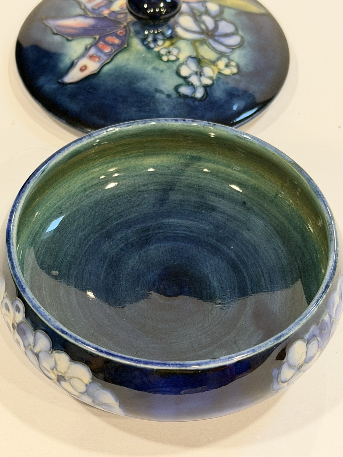Moorcroft Orchid Blue Lidded Dish Bowl England Floral Art Pottery Vintage