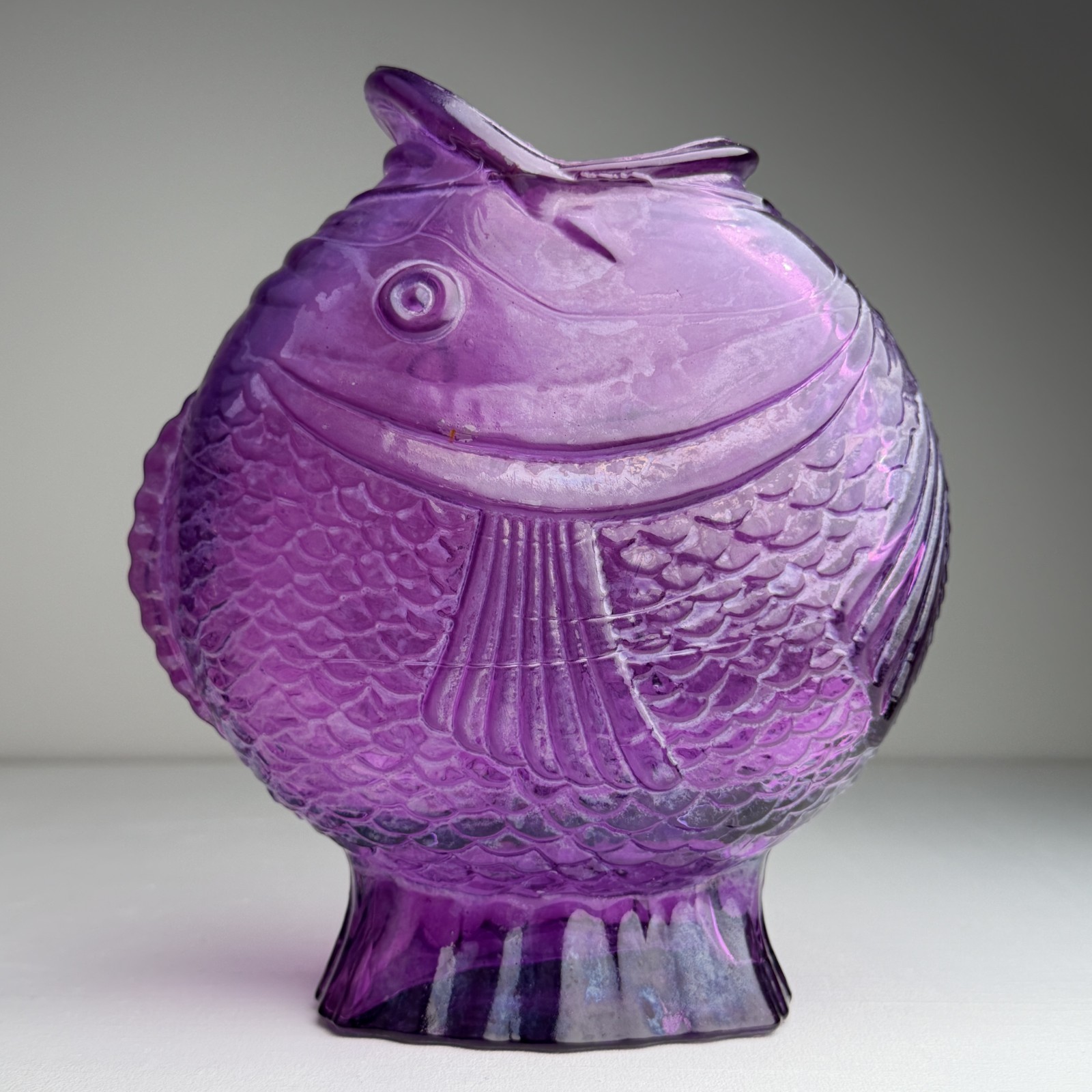 Vintage Amethyst Glass Fish Vase 9.5″ Mid-Century Purple Gluggle Art Glass