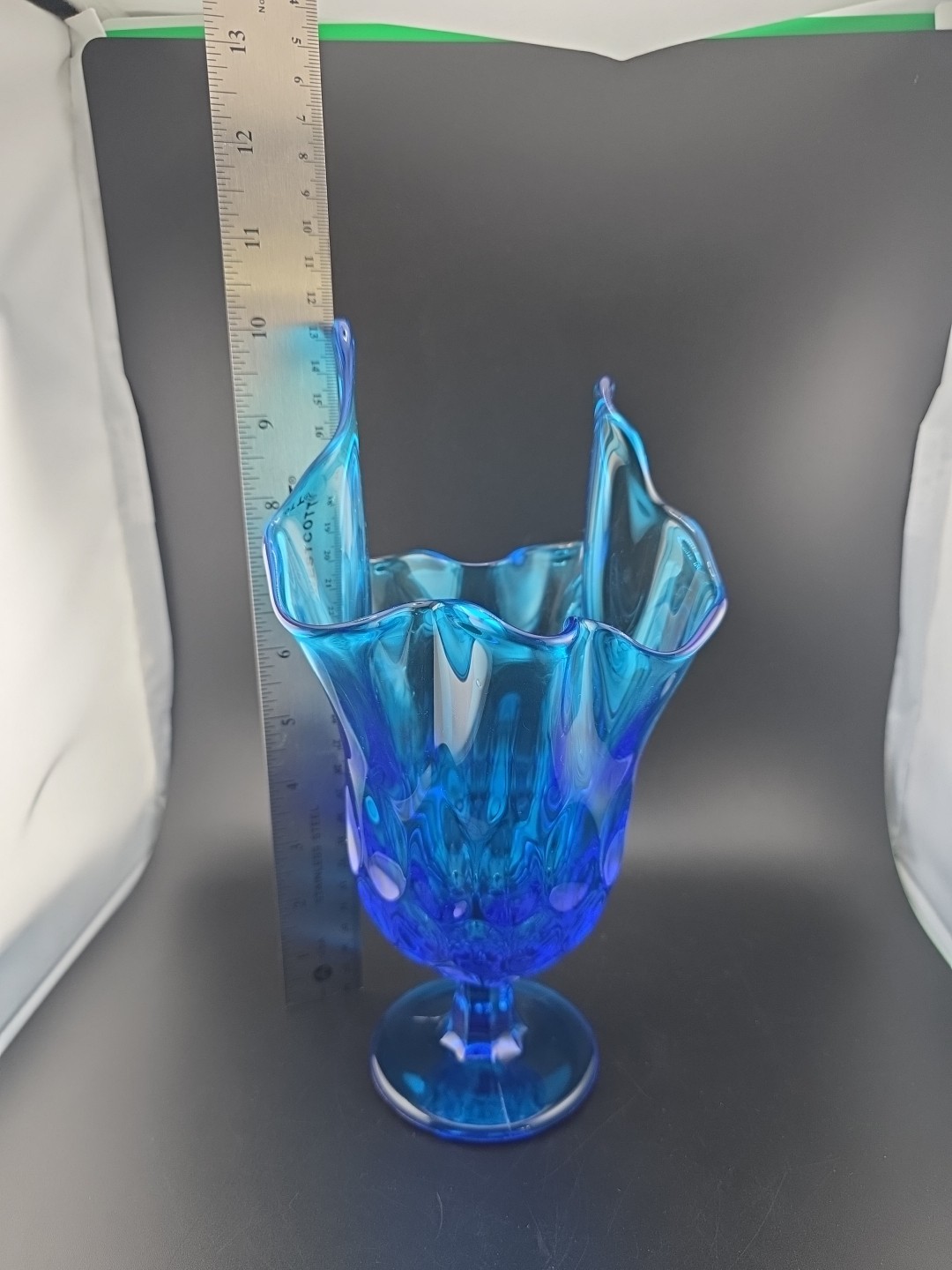 Vtg Fenton Vase Colonial Blue Sapphire Hankerchief Thumbprint Design 10 Inch Tal