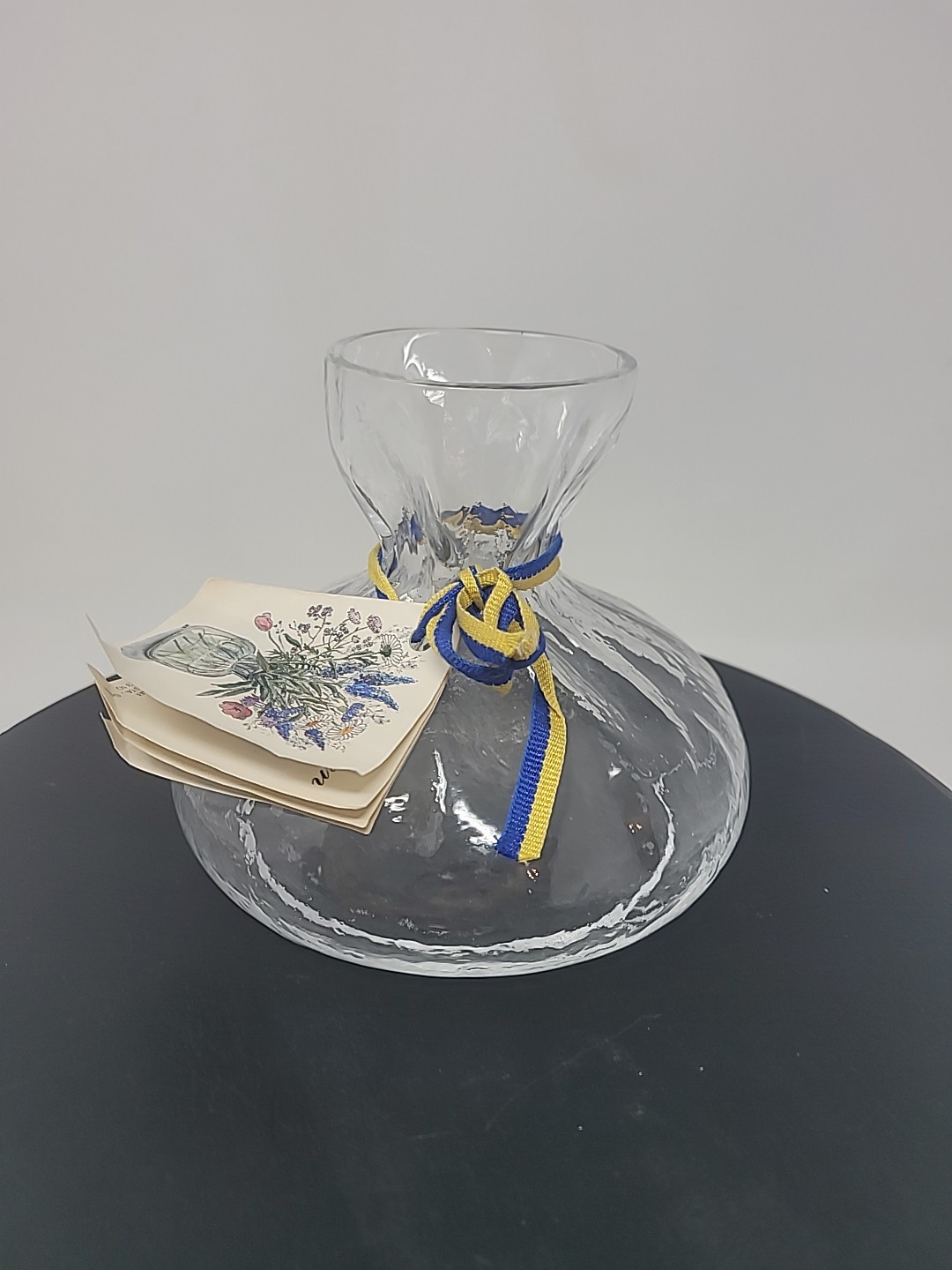 SEA of Sweden Flower Bouquet Glass Vase 4.5″h by Rune Strand With tags Sticker
