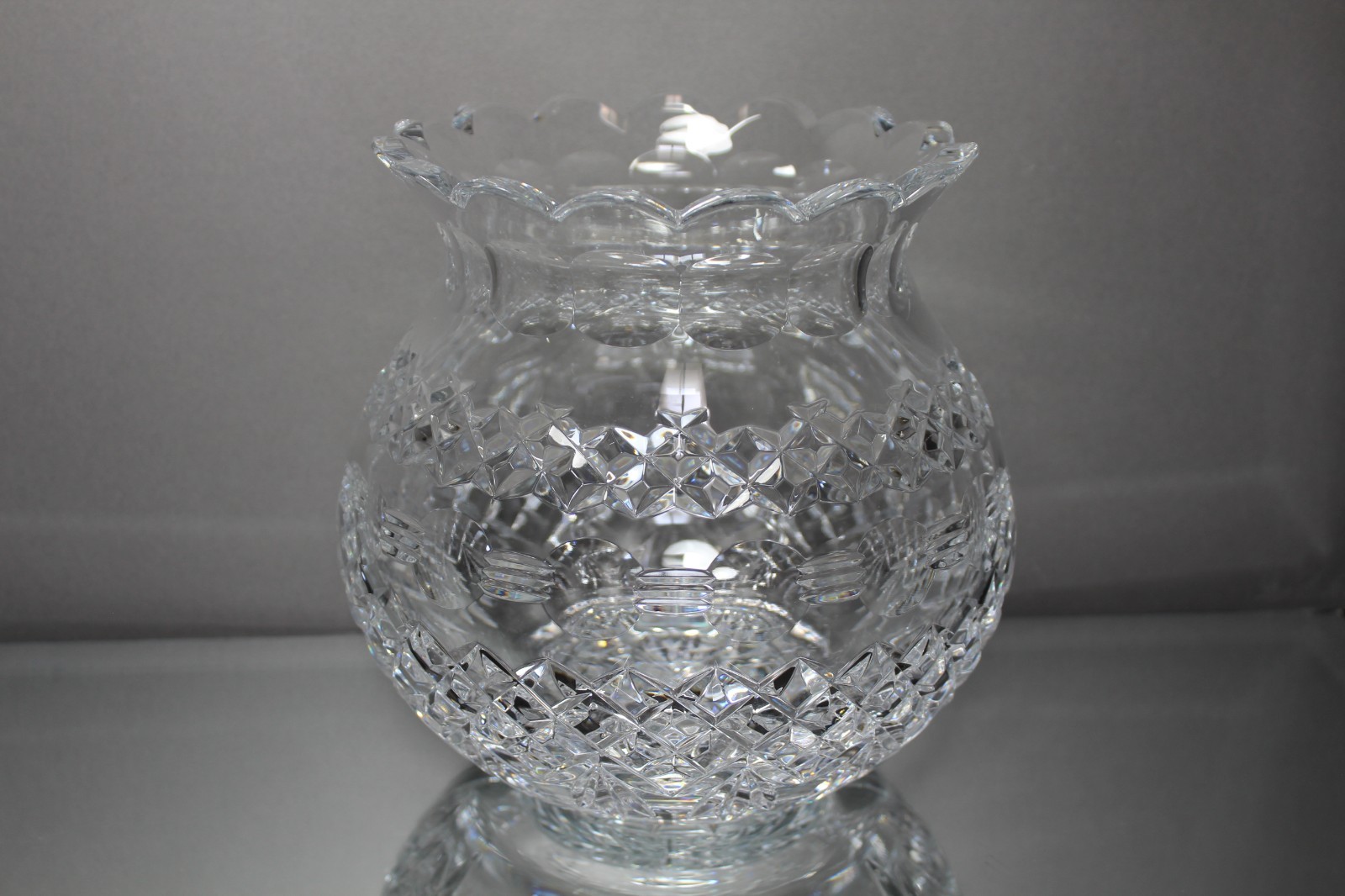 One 8″ Waterford Crystal America’s Heritage Martha Washington Unity Vase Ireland