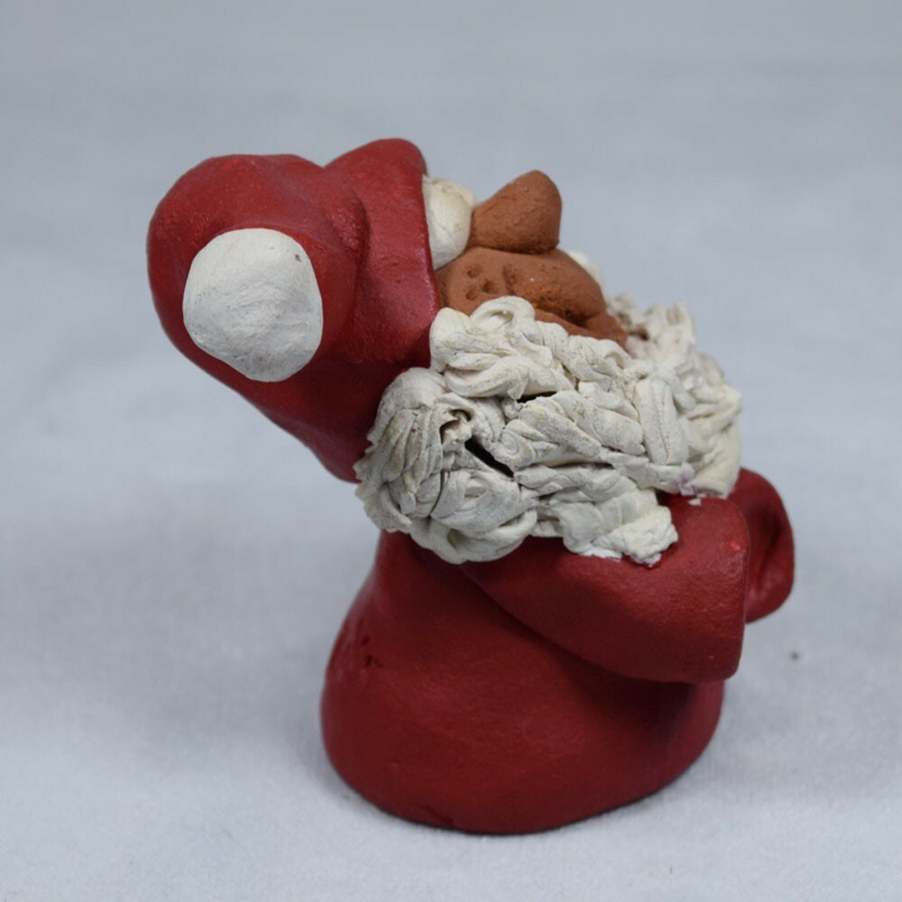 Bill Hicks Whimsical Sculpted Clay Santa Christmas Figurine NC 3″