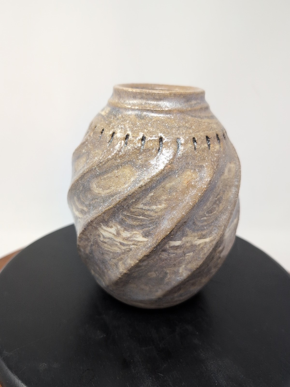 Studio Pottery Signed Vase Beautiful Glaze Signed CYR 6.5″ Tall