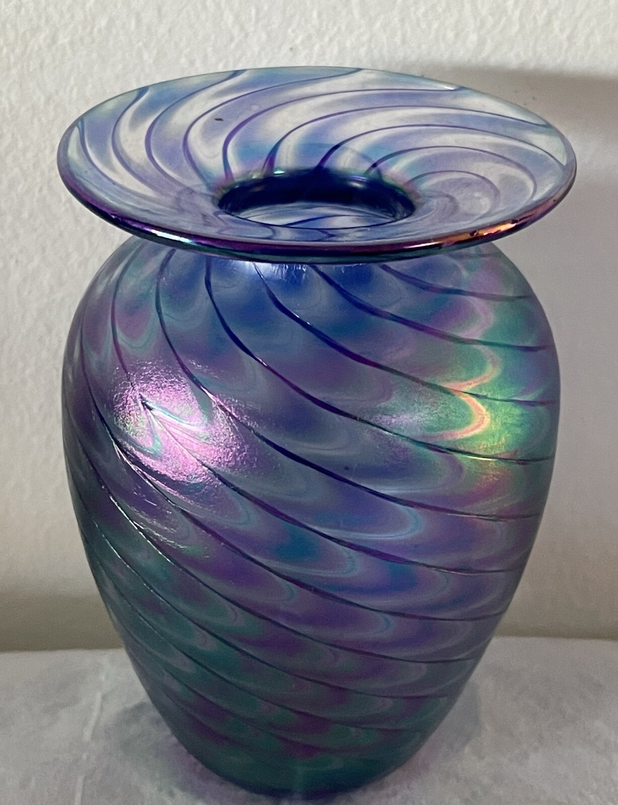 the glass eye MSH art glass blue iridescent pulled feather vase 4 Inches Tall