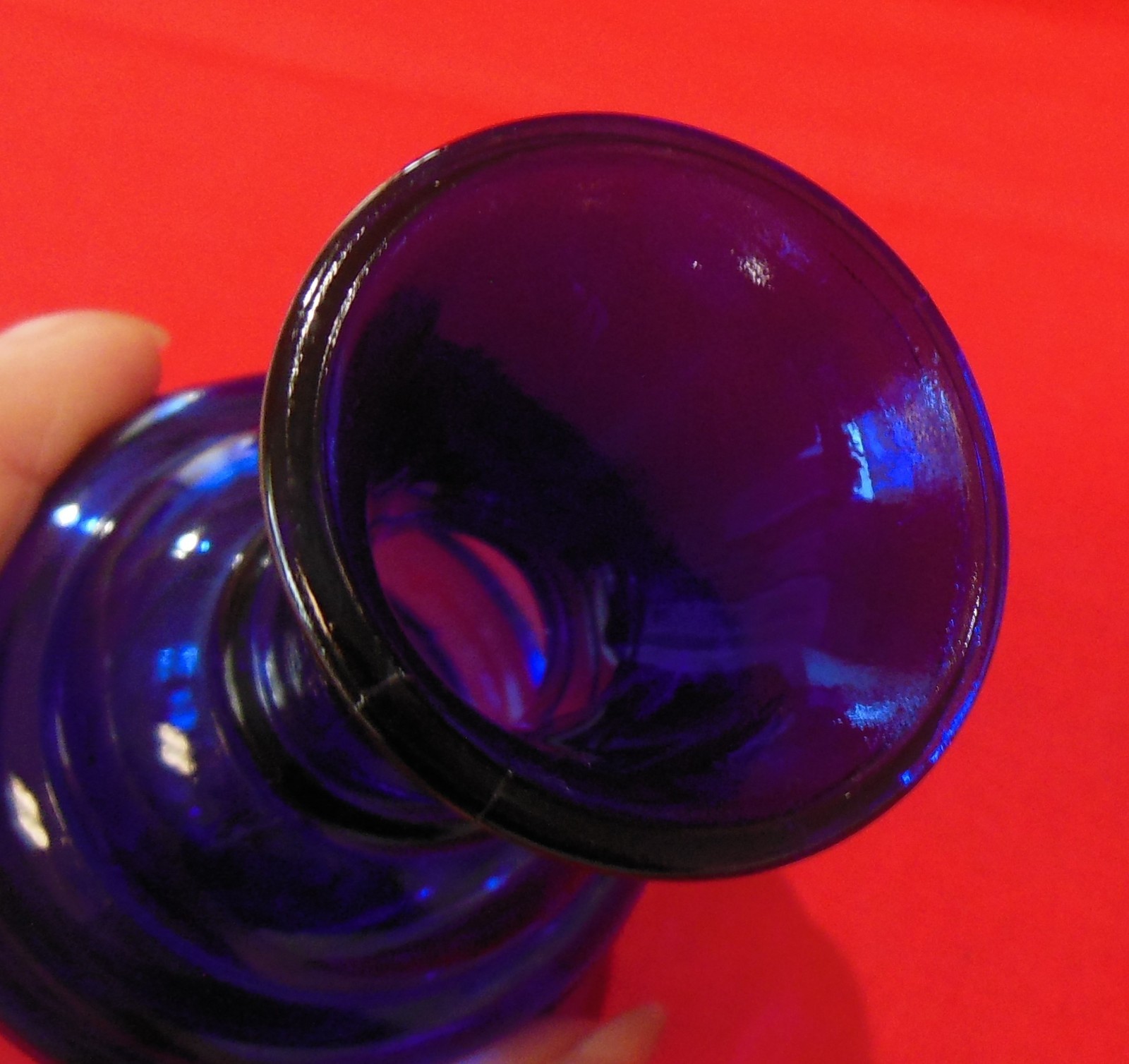Mini Cobalt Blue Glass Beehive Bud Vase U.S.A. 4½ Inches Tall