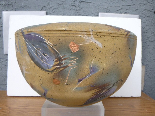 Large Mid Century Modern Studio signed Laura Ross Art Pottery Rotund Round Vase