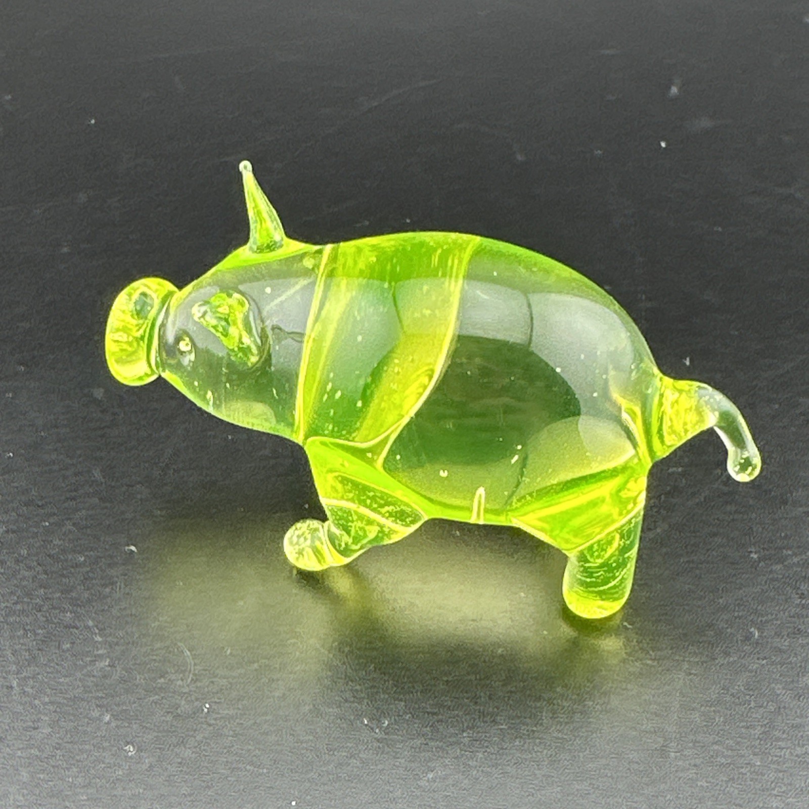 Handblown Uranium Art Glass Pig Figurine Miniature Piglet Sculpture UG Ion Boro