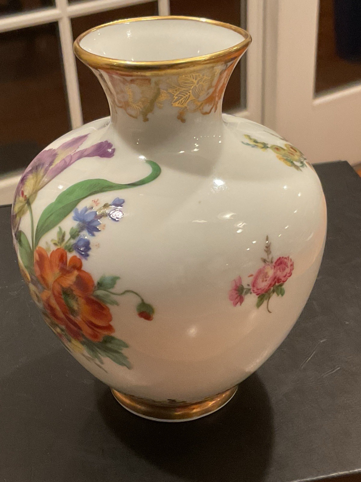 Pair of vtg Royal Porzellan Bavaria KPM Germany Handarbeit Handpainted Vases