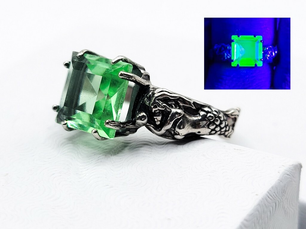 Sterling Mermaid Uranium Glass Ring Square Princess Cut 925 Silver