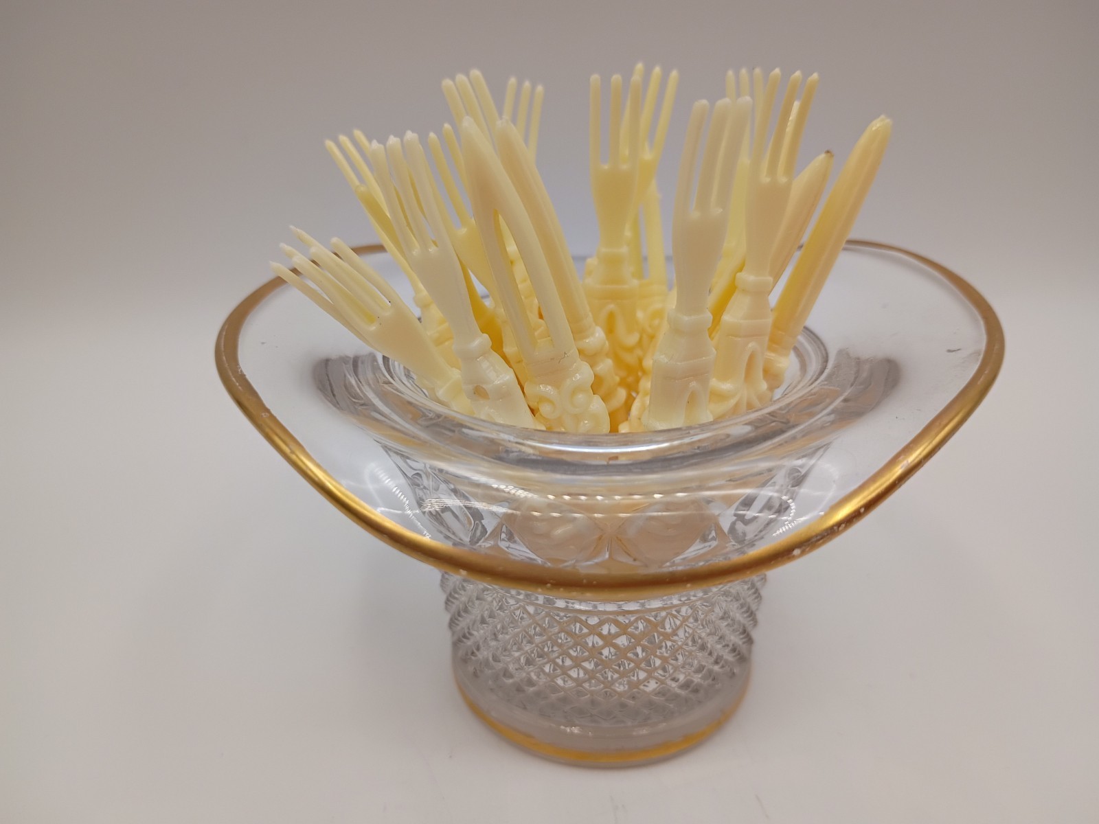Vtg Duncan Miller Glass Clear Gold Trim Hat 20 Vtg Hors D’oeuvres Forks Picks