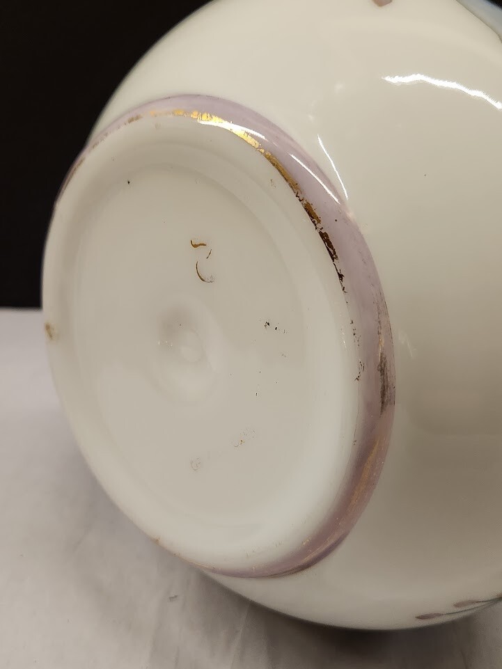 Hand-Painted Milk Glass Vase Blue Quaker Ladies Flowers 9.75 x 7 Gold Rim Vntg
