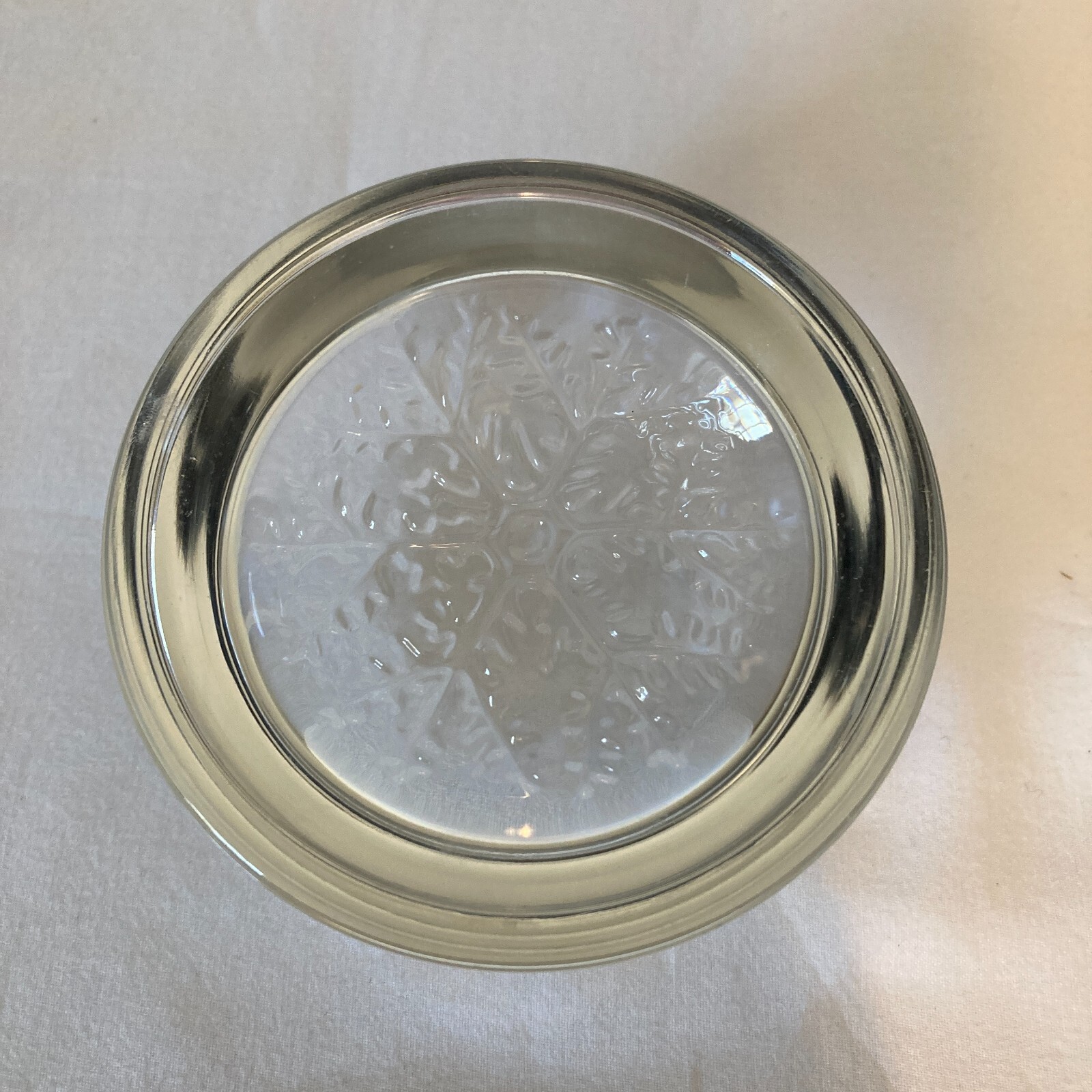 Vintage Paperweight, Snowflake Art, Clear,Glass, 1 lb 4oz weight