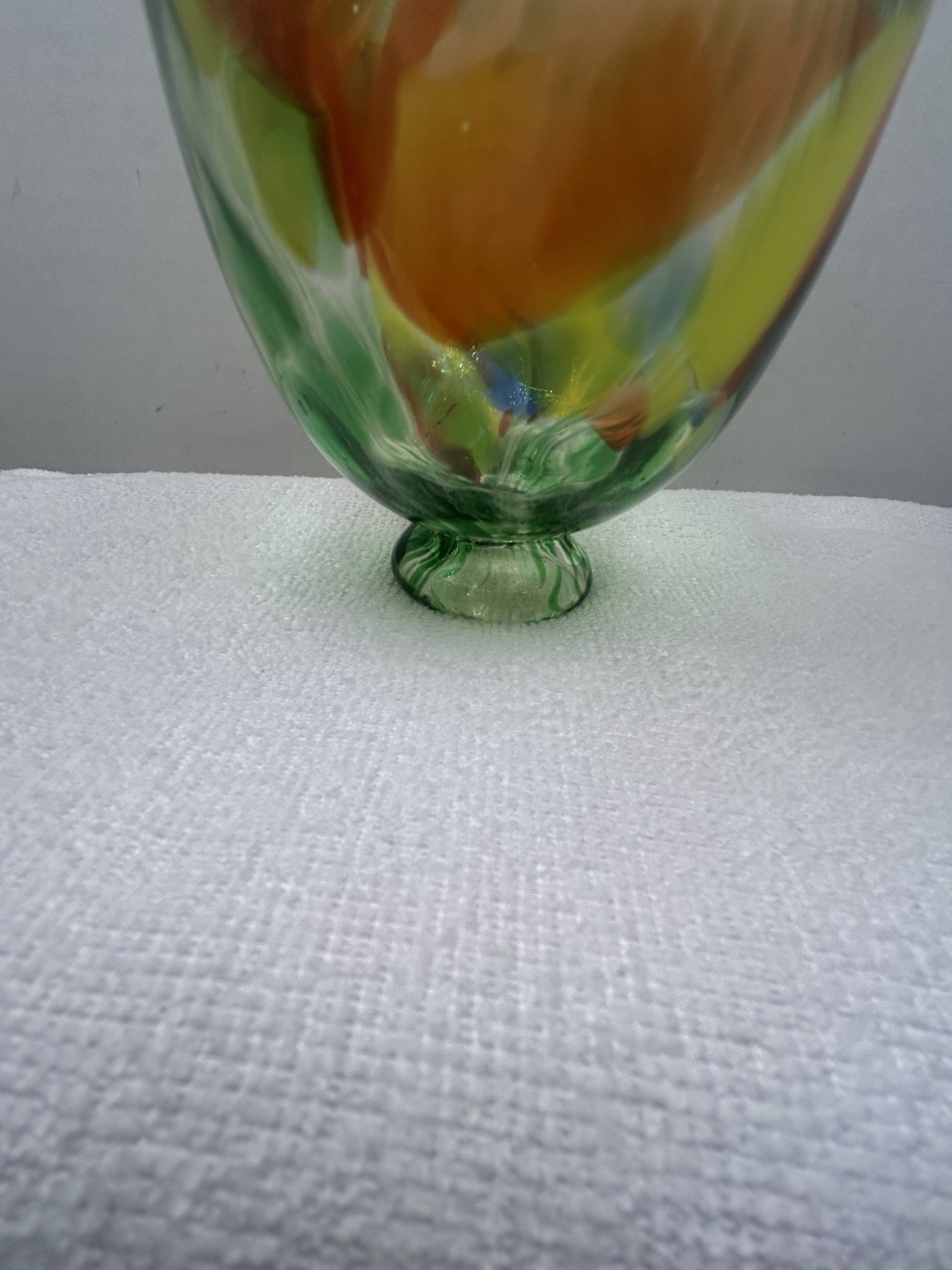 Blown Glass Ball/ Sphere Hummingbird feeder – 7″ tall – No stopper