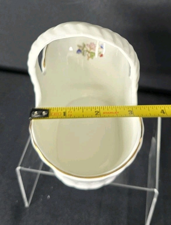 Royal Tara Decorative Basket Fine Bone China Harmony Butterfly Pattern Ireland