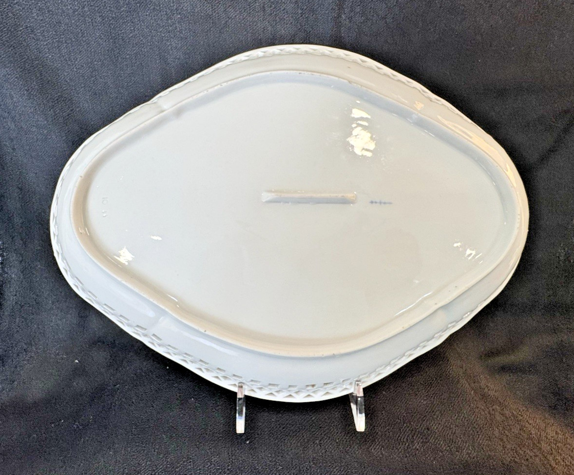 Antique KPM Berlin Porcelain Reticulated Platter Pater Bagpipe Player Scene 11″