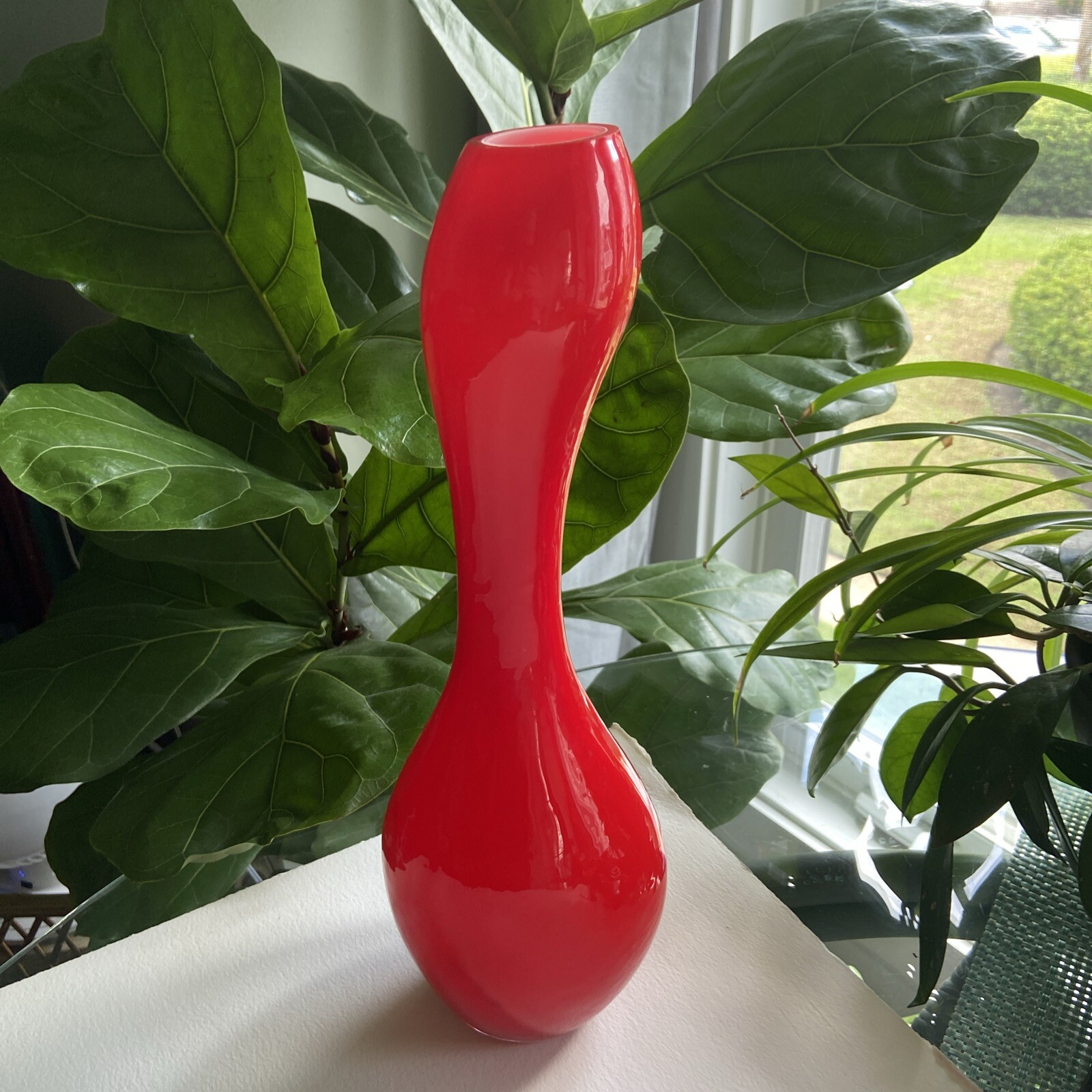 Torre & Tagus 15″ Tall Collection Curvy Handblown Glass Vase Decor Red