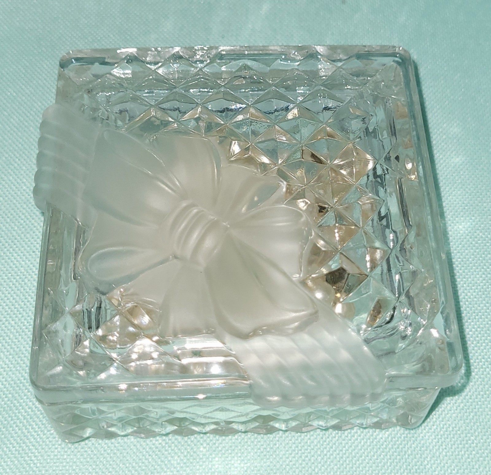 VTG “Home Beautiful” Crystal Glass Square Jewelry Trinket Box 3.25″