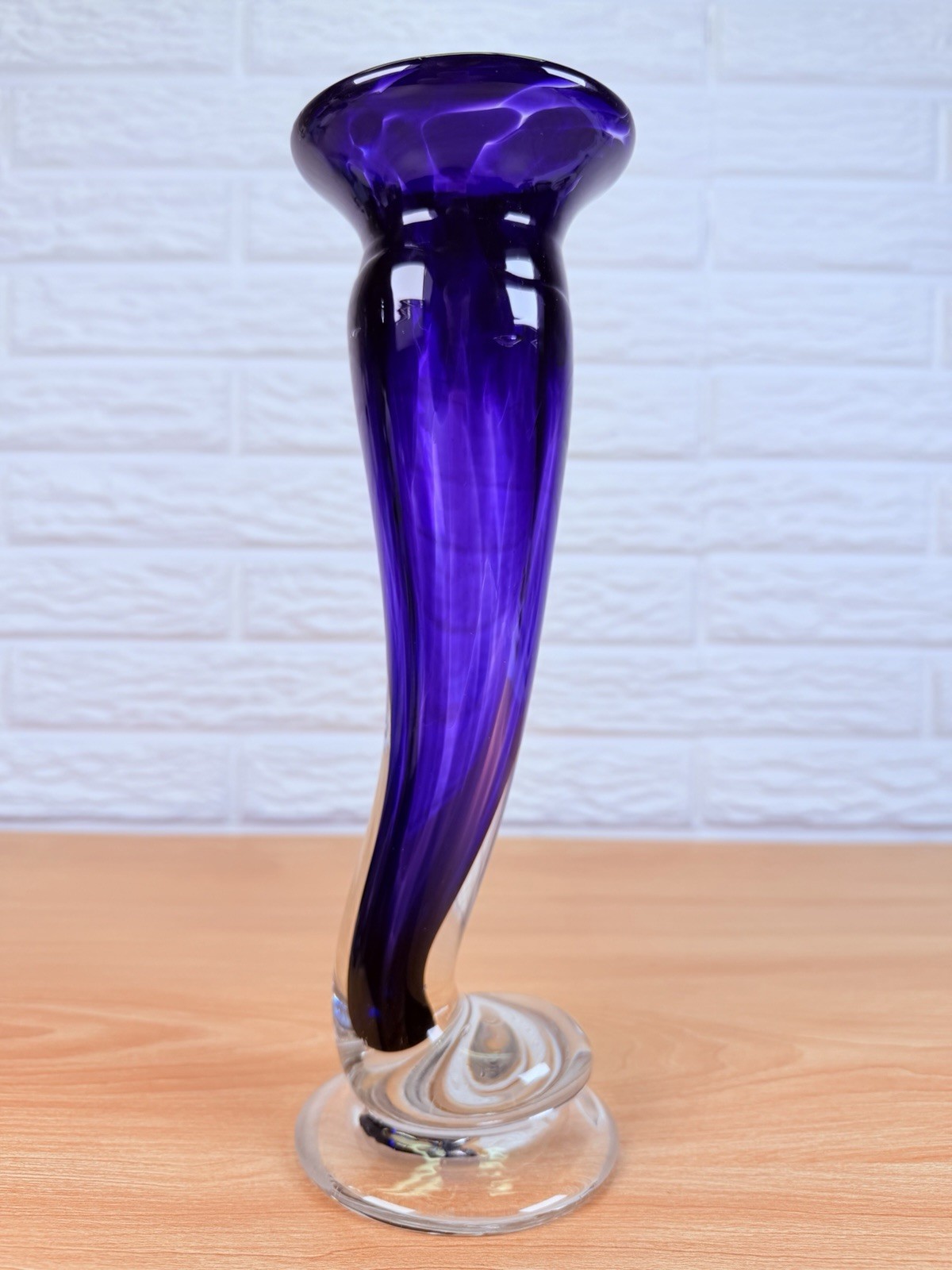 Windblown Glass Rick Shapero Purple Vase 10.5” Manganese UV Reactive Mint Signed