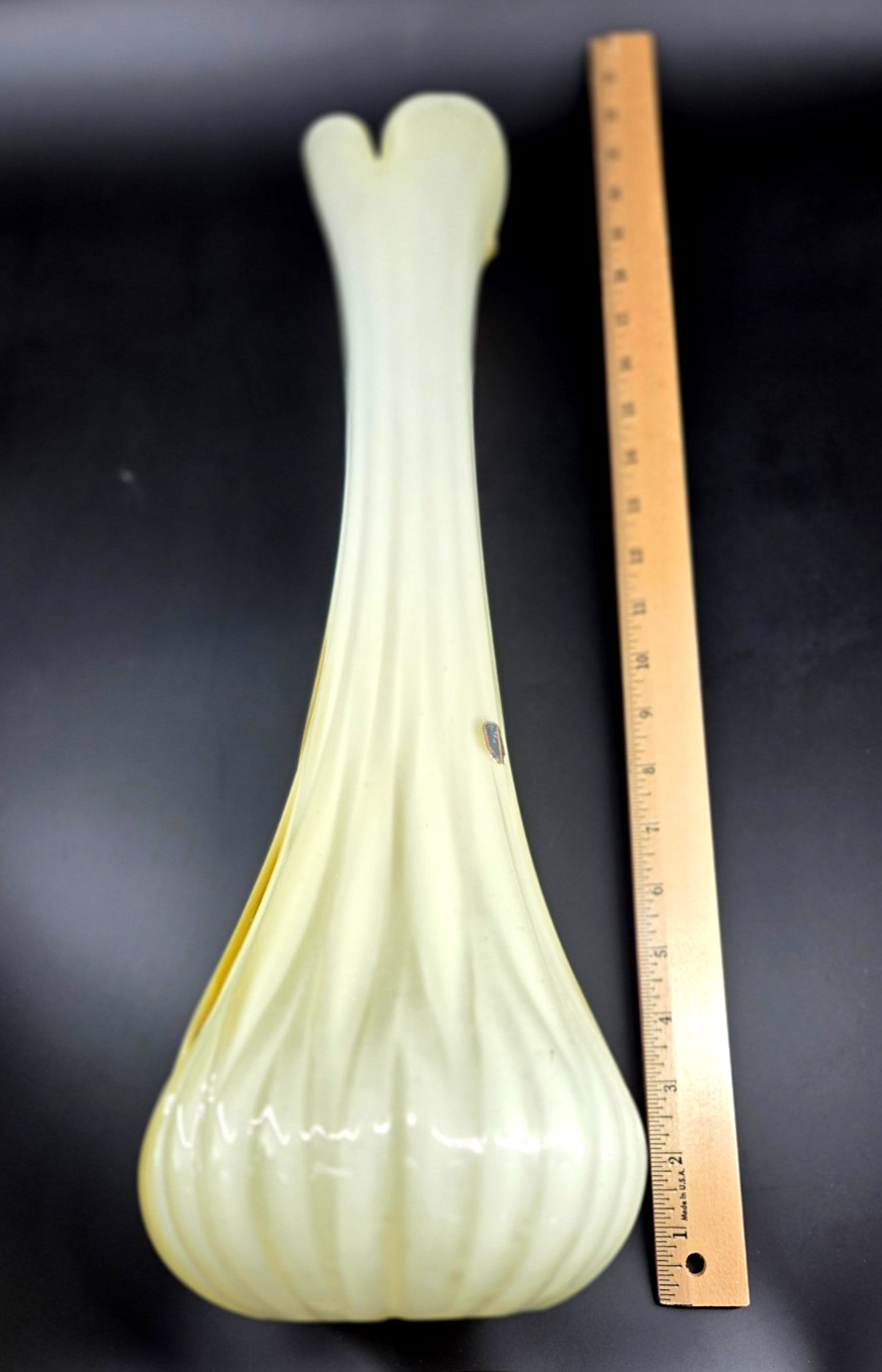 Vintage MURANO ITALY Extra Tall 20.5″ “BUTTER” yellow cased glass SWUNG VASE