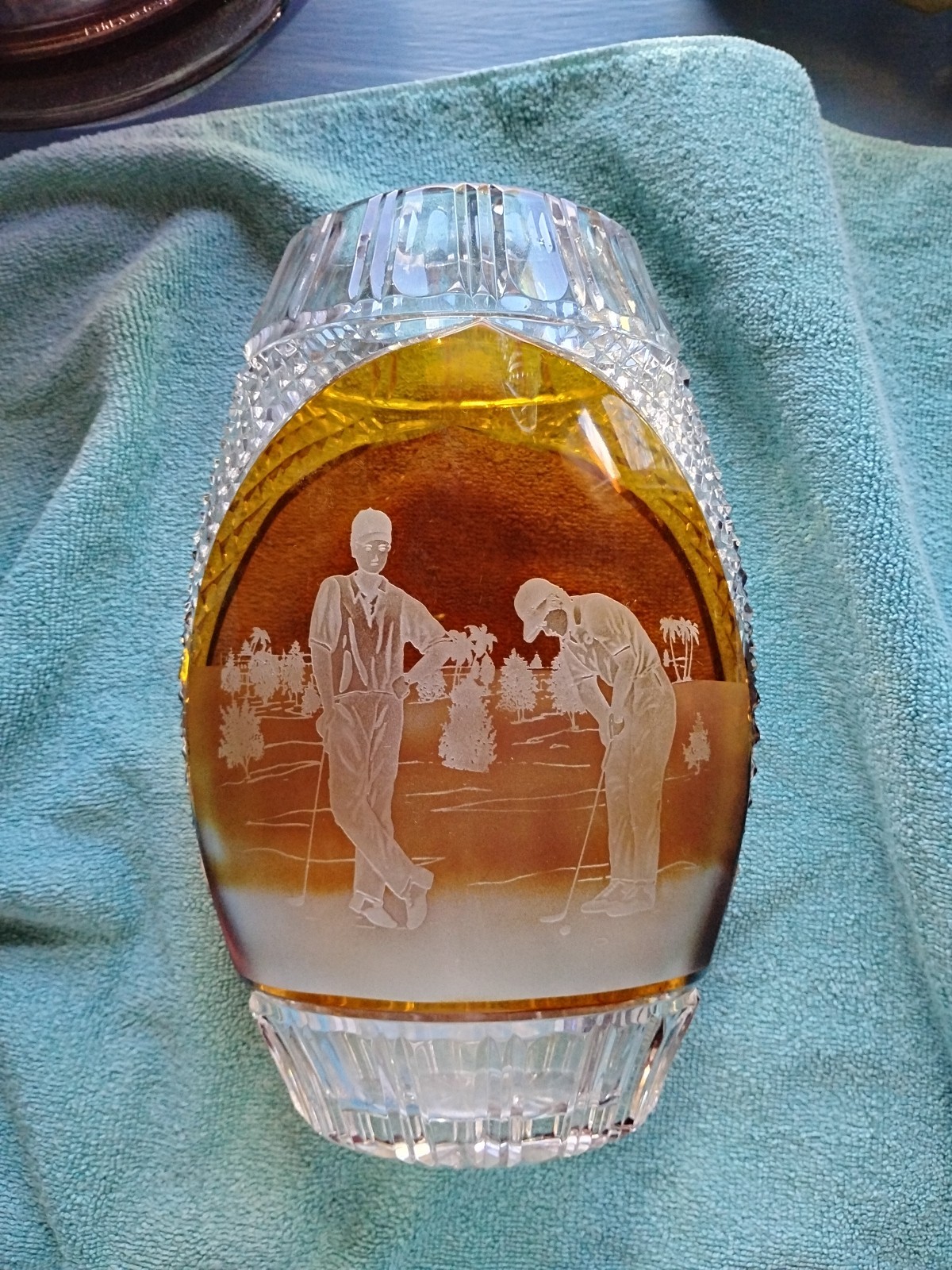 Julia Golfer Leaded Crystal Amber Bohemian Vase Golfing