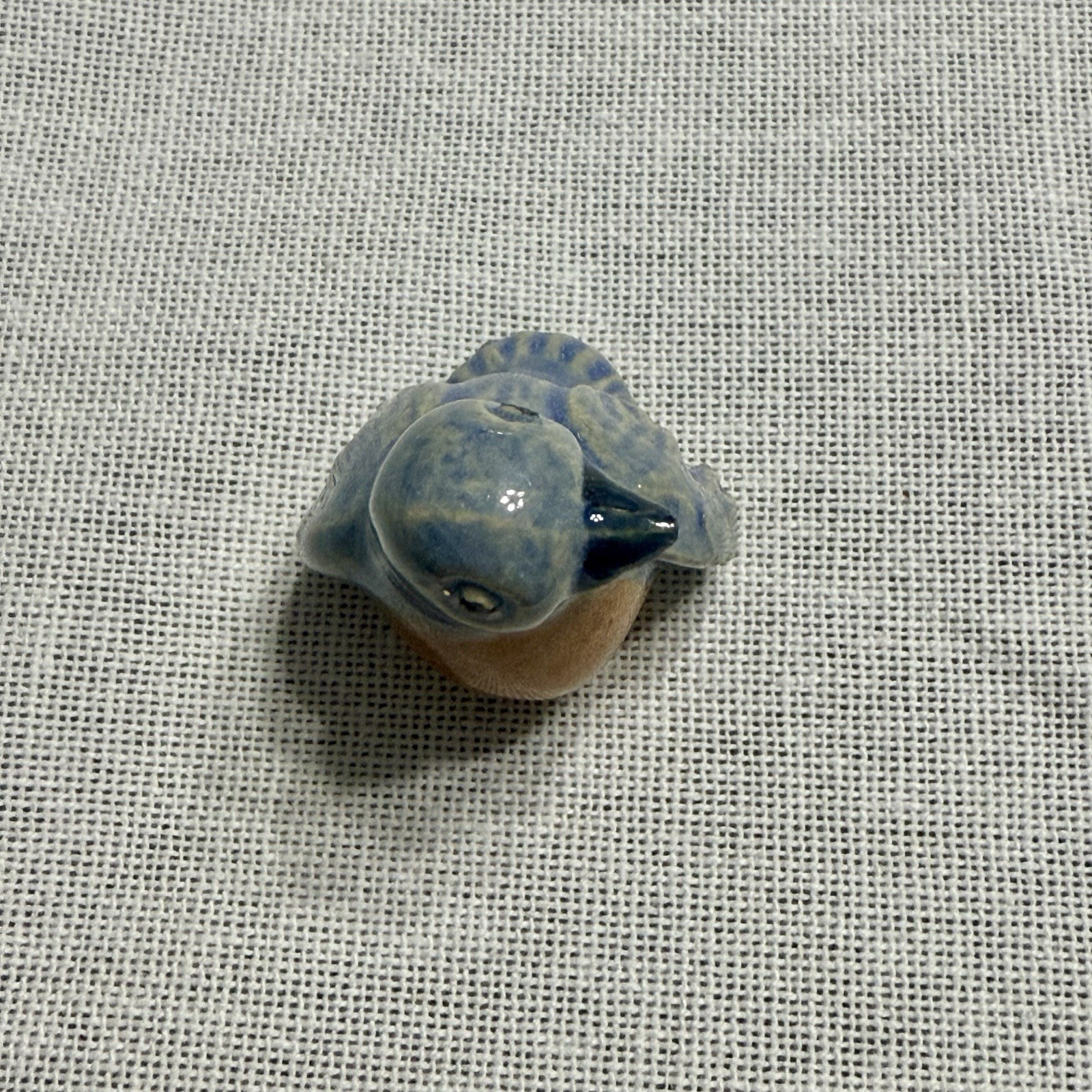 Vintage Rosemeade Mini Miniature Bluebird Figurine 1.25” tall RARE