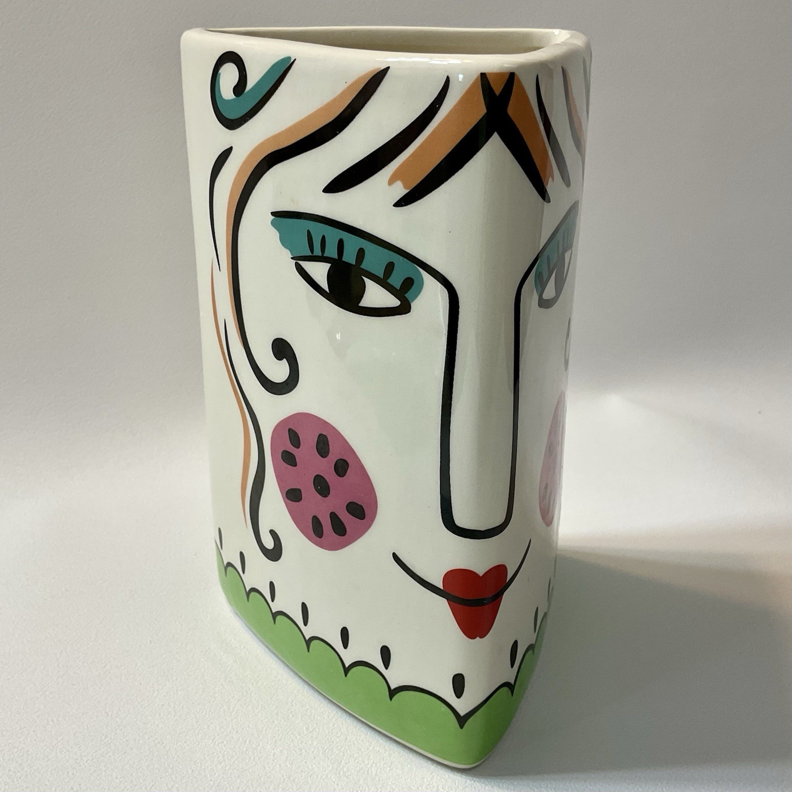 Vintage Abstract Ceramic Women’s Face Vase Triangular Art Pottery 6.5” Unique