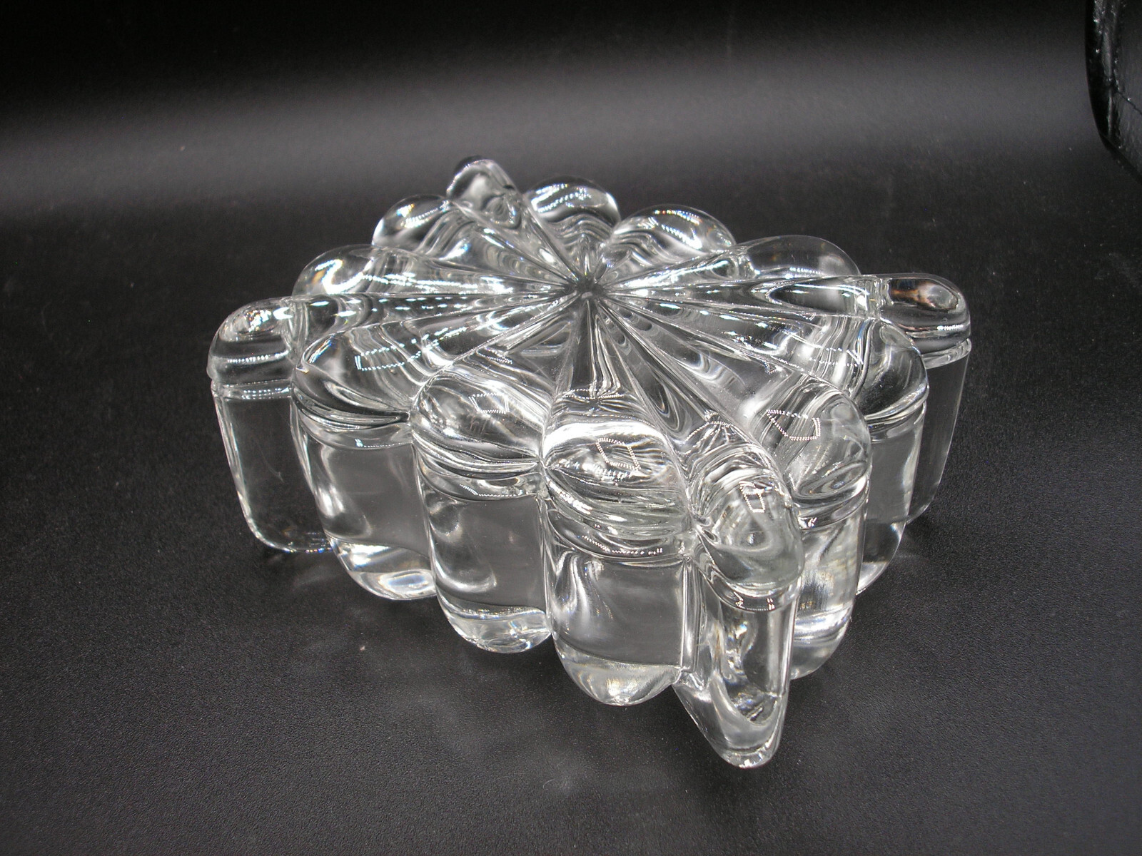 Vintage Glass Heisey Crystolite Cigarette Box 4 1/2″ x 3 3/8″ x 2 1/4″