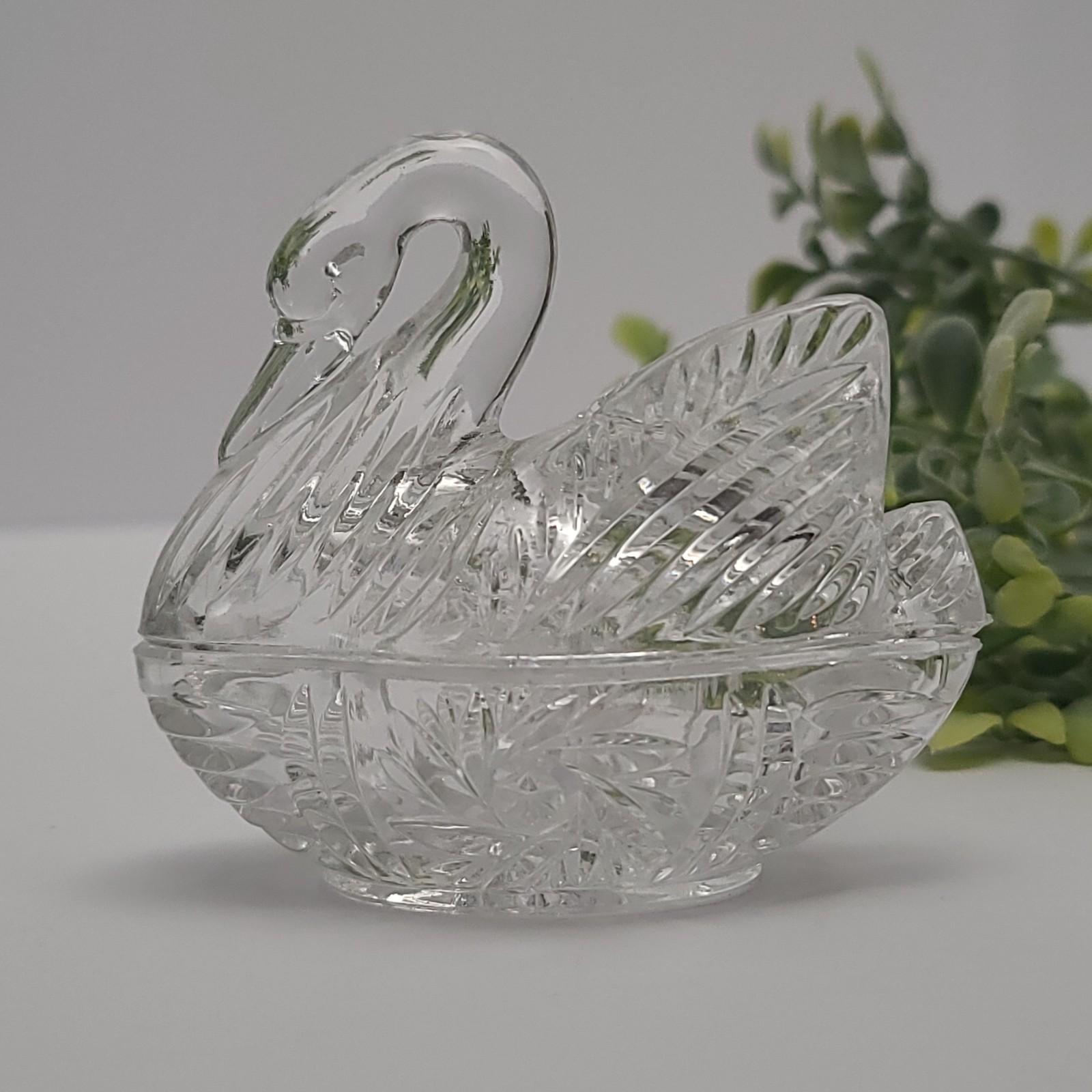 Vintage Small Clear Glass Nesting Swan Trinket Dish Wedding Ring Box 3.75″