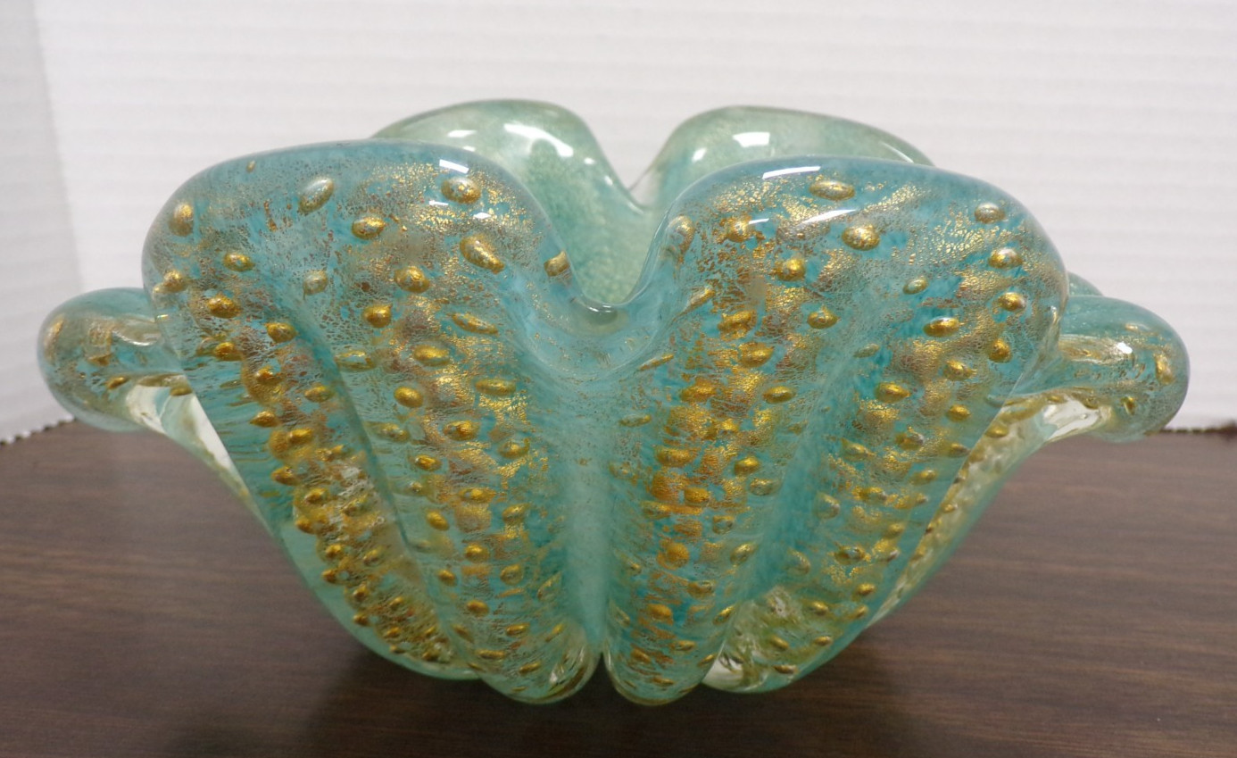 Murano Italian Seafoam Green Ribbed Vase with Gold Flecks and Bubbles Gorgeous!!