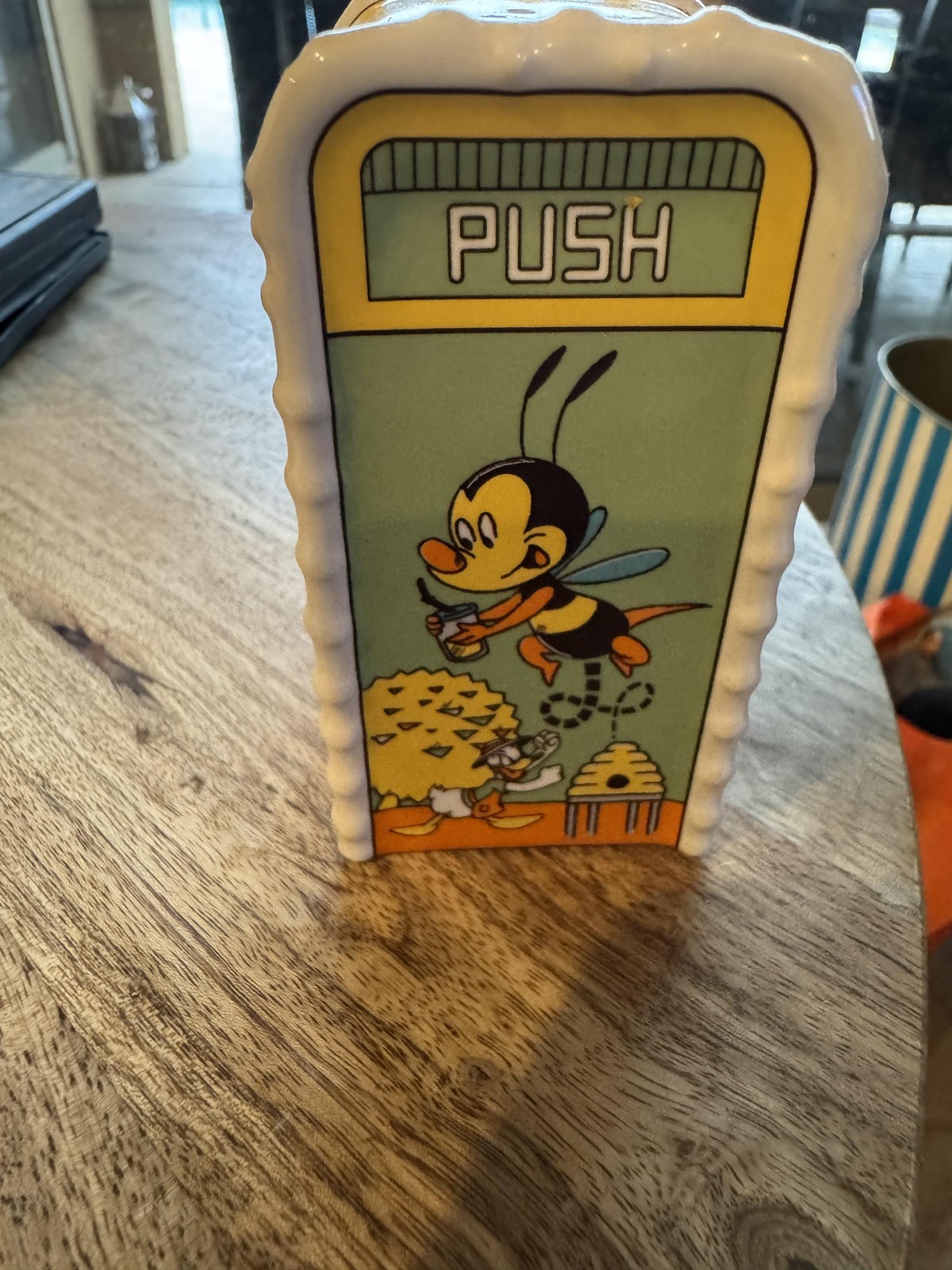 Porcelain Bee Trash Can Toothpick Holder 2020 Cartoon Ceramic Vintage Decor