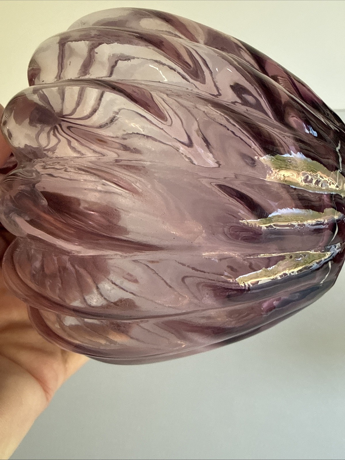 Vtg Pilgrim Glass Hand Blown Glass Cranberry/Amethyst Optic Ribbed Vase 6.5″