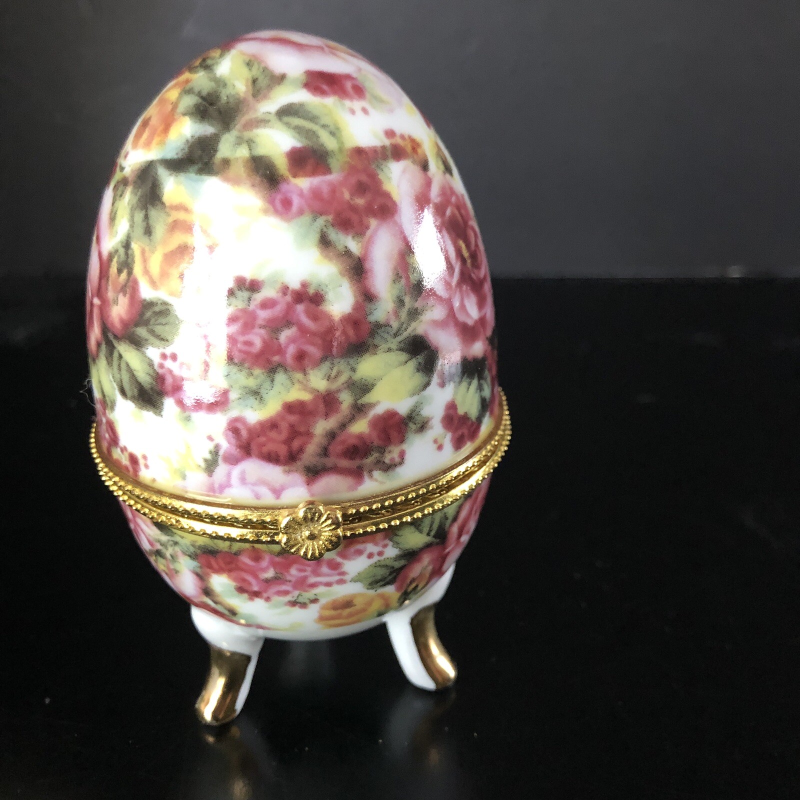 Lily Creek Porcelain Easter Egg Roses 24kt Gold Trim “Thank You” Sentiment Box