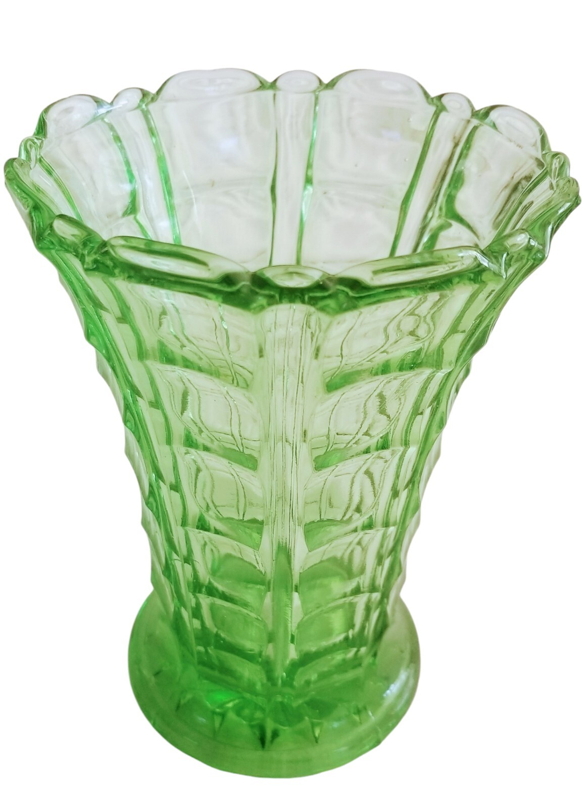 Vintage Tiffin Green Textured Glass Vase Flared Scalloped Top 1960/70’s