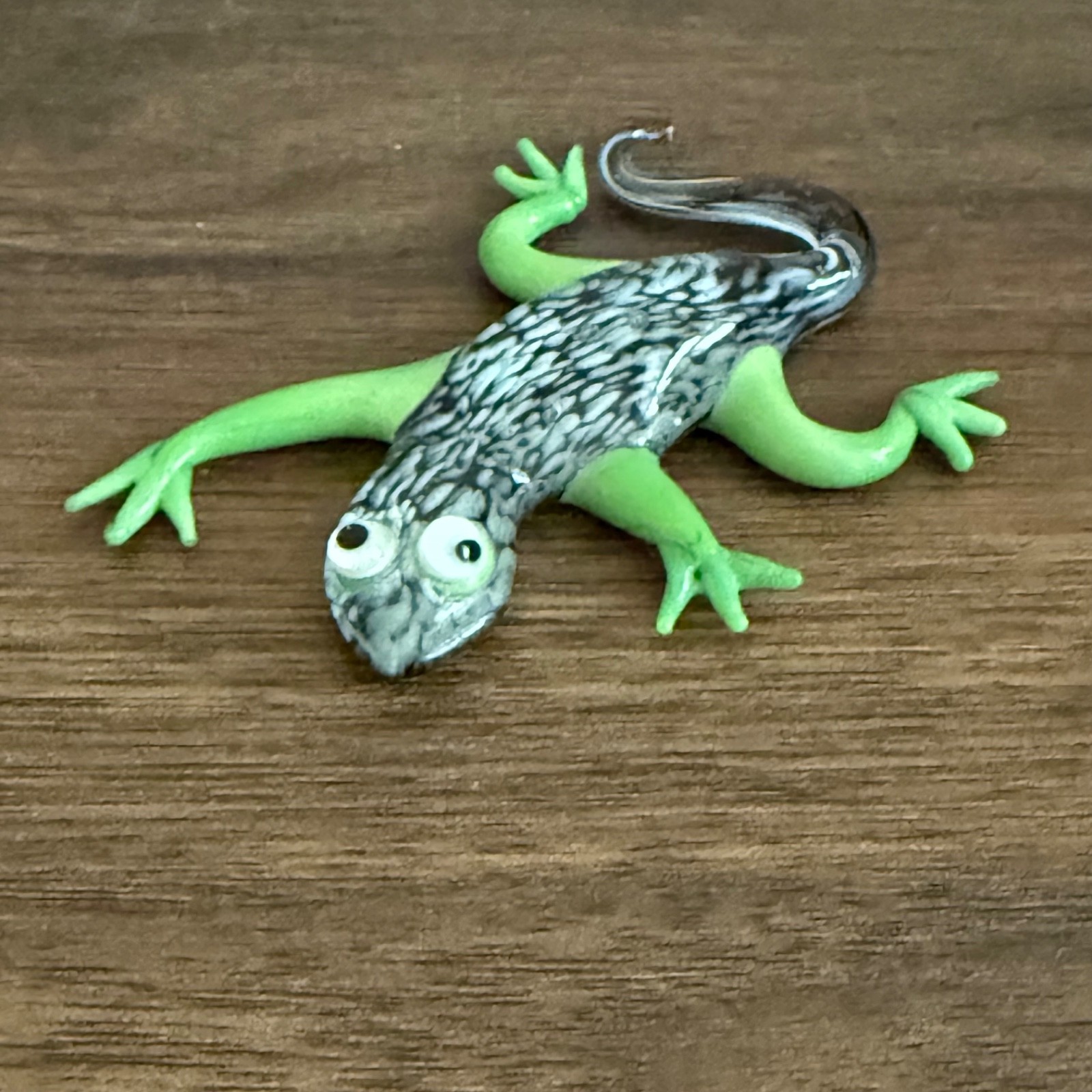 Pier 1 Blown Art Glass Nelson The Gecko Figurine in Original Box Vintage