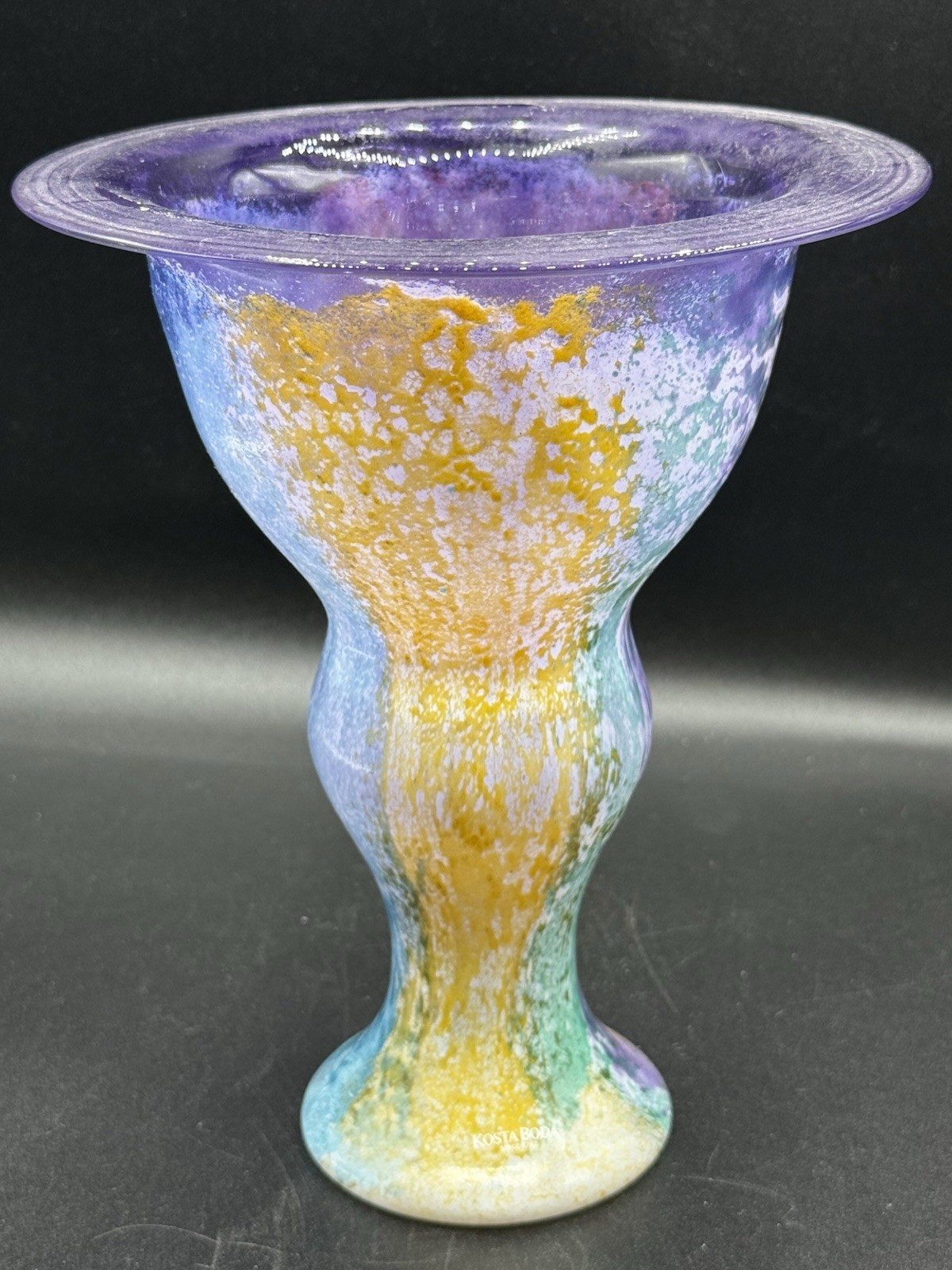 Kosta Boda Sweden 1990’s Kjell Engman Signed And Numbered Vase 8.75″ Pristine