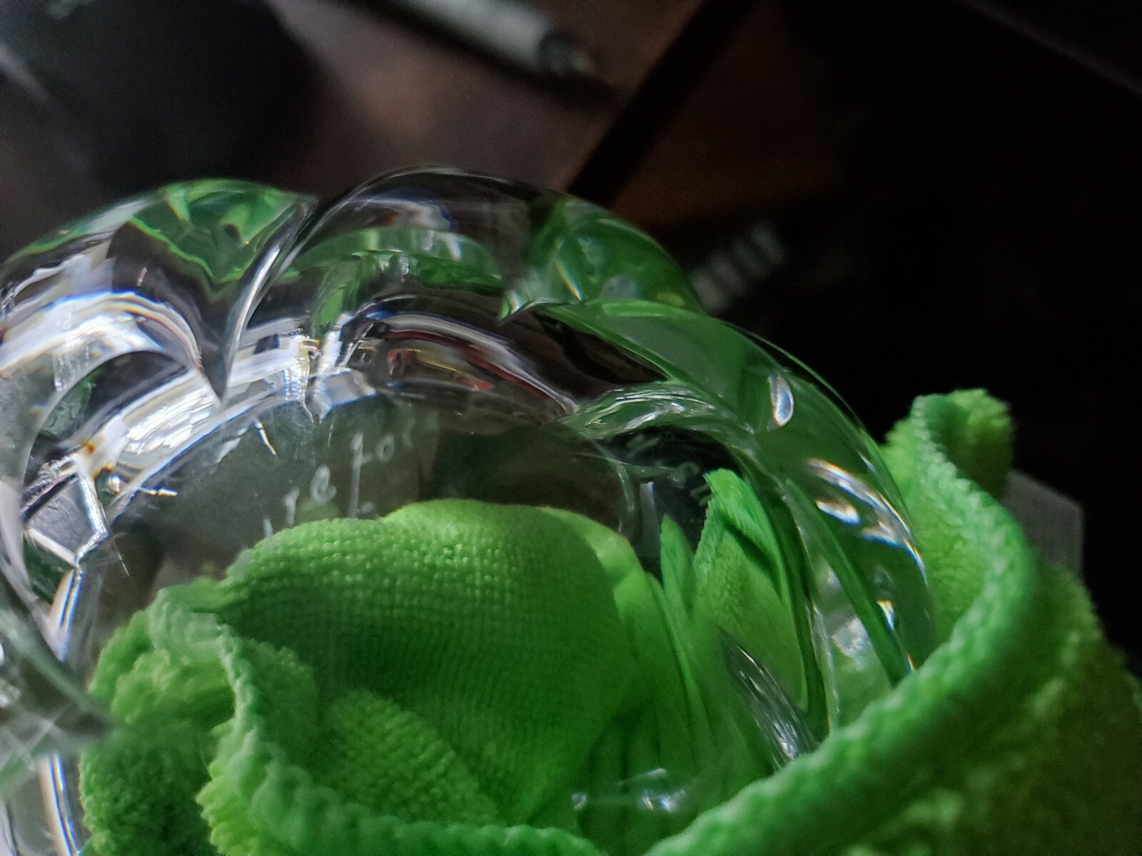 Orrefors Crystal Thick Swirl Waterfall Rose Vase 4 1/2″ High 3+ Pounds Sticker