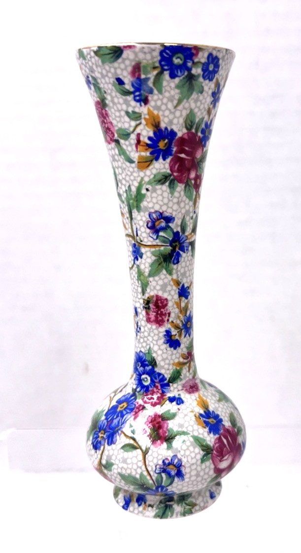 Royal Winton Old Cottage Chintz Bud Vase 5 1/4 inch Great Shape