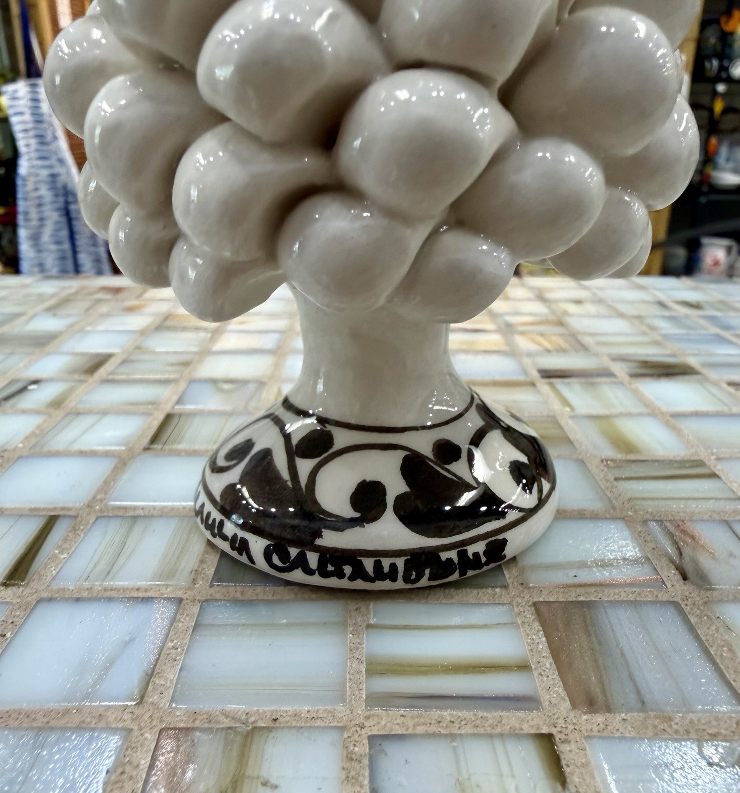 Caltagirone Sicily 4,1/2’’ Pine Cone Made And Painted by Hand in Italy