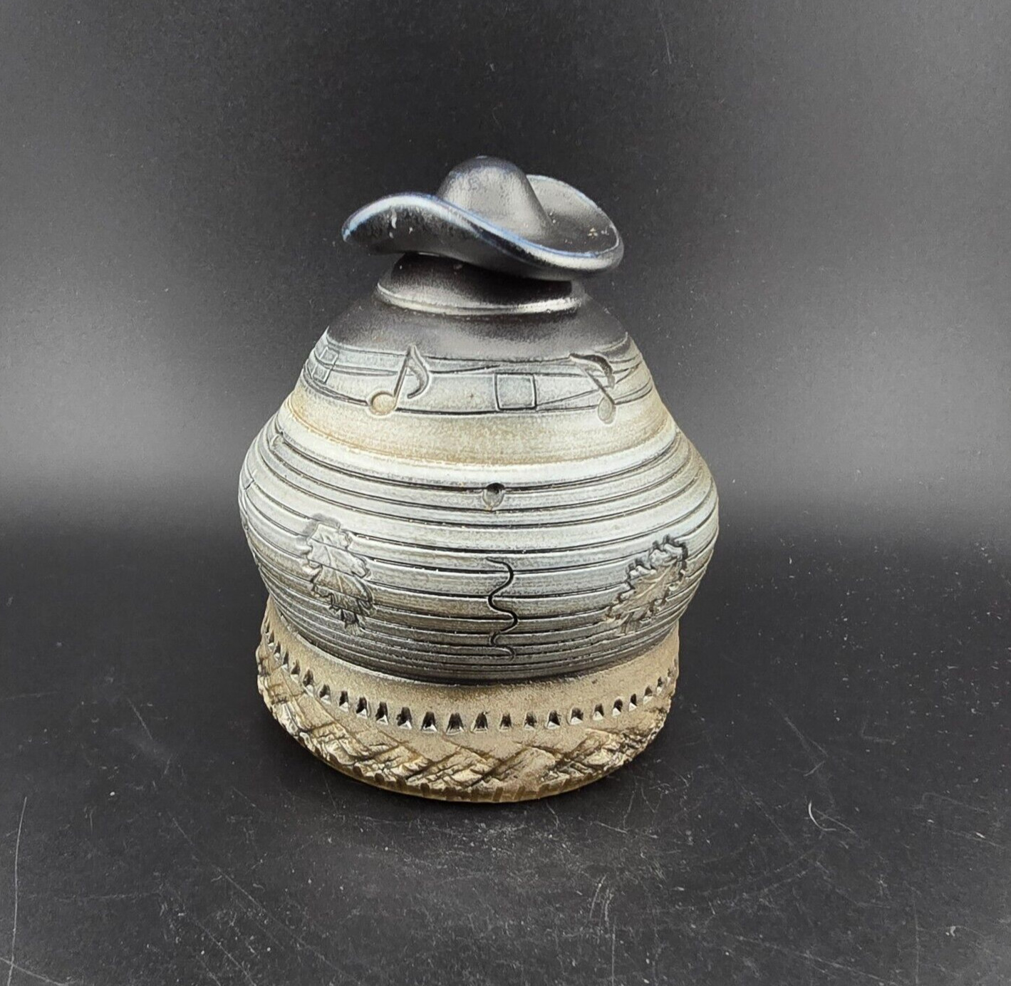 Bob and Cherly Husby Art Pottery Cowboy County Music Salt cellar Shaker 3.5″