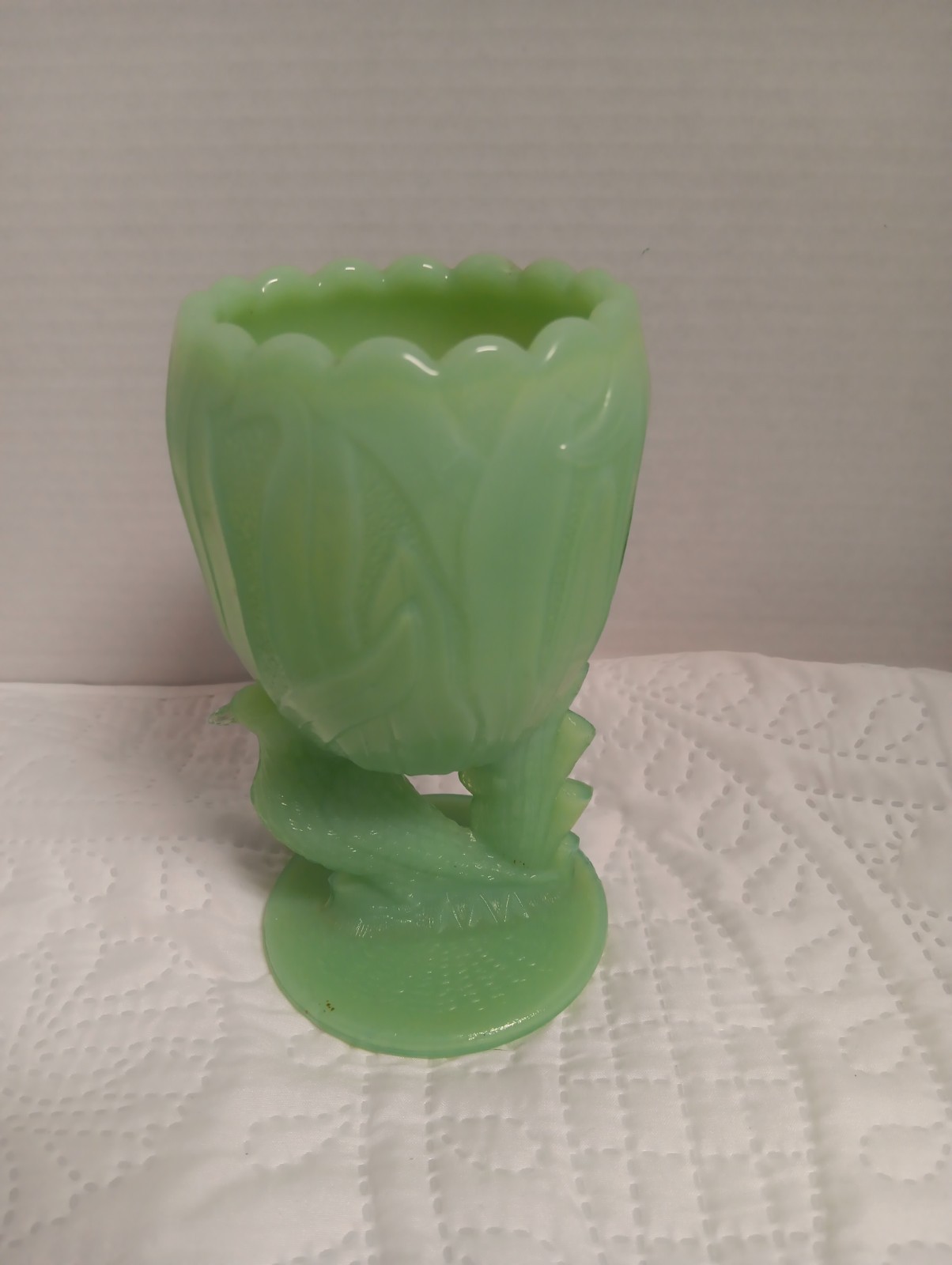 Vintage Jadeite Glass Vase Pheasant Bird Spooner 6″ Tall Fire King STYLE