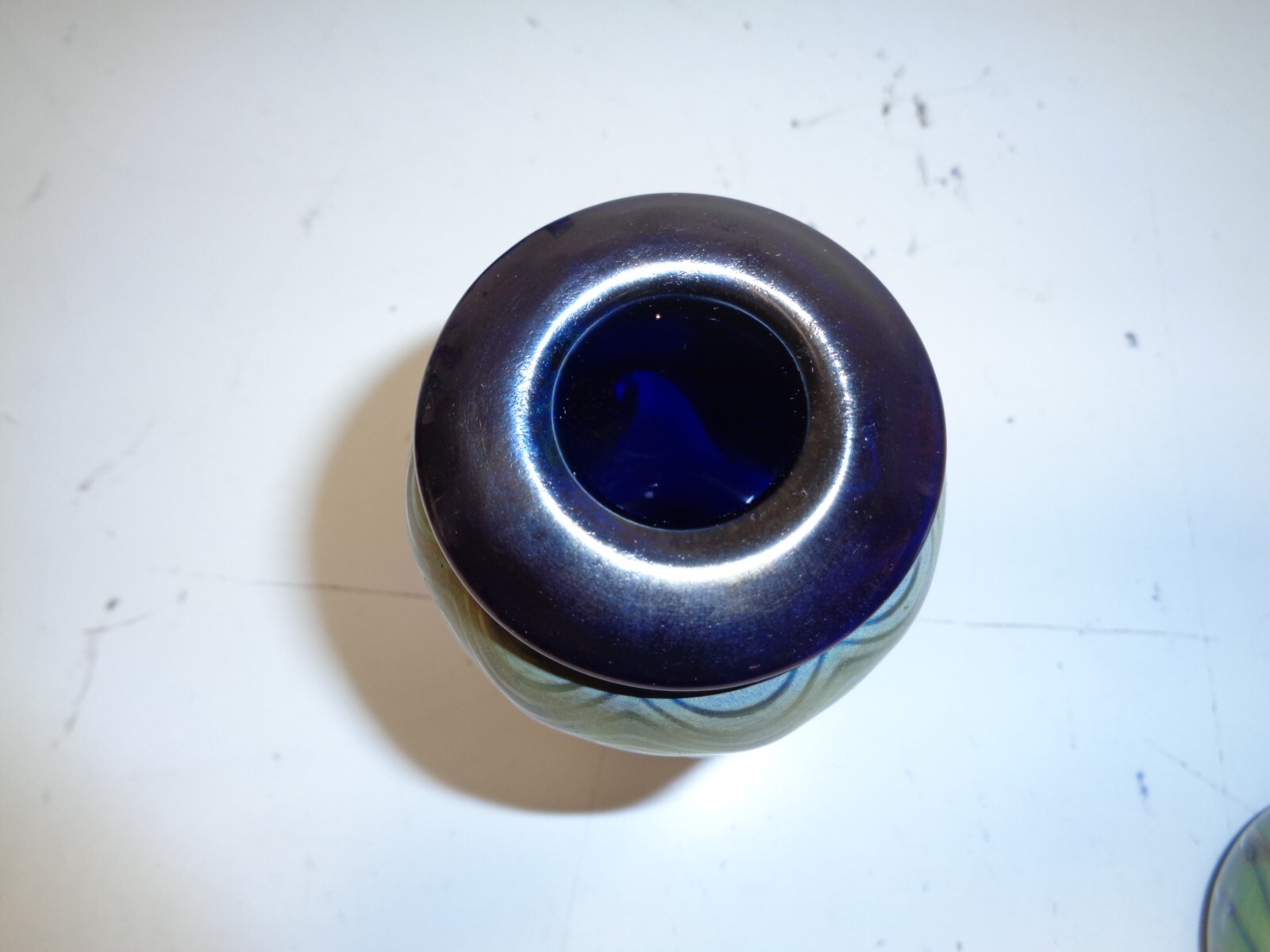 VINTAGE ART GLASS BLUE AURENE Lustre VASE Feathered