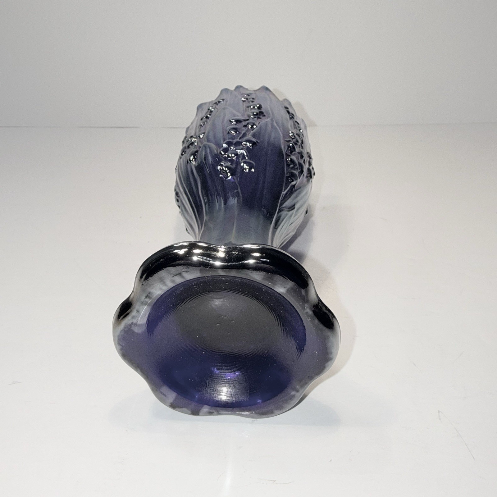 Vtg Westmoreland AMETHYST CARNIVAL GLASS VASE Lily of Valley Purple Iridescent