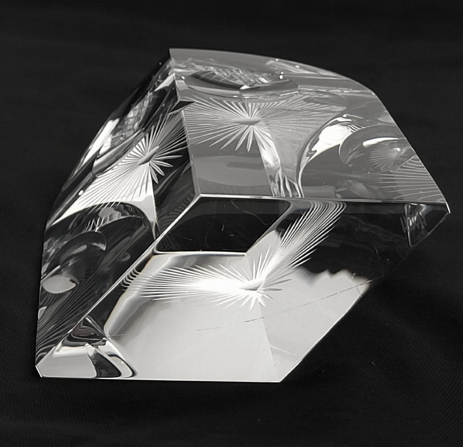 Hoya Crystal Owl Paperweight MCM Clear Glass Figure 4.75″ Signed