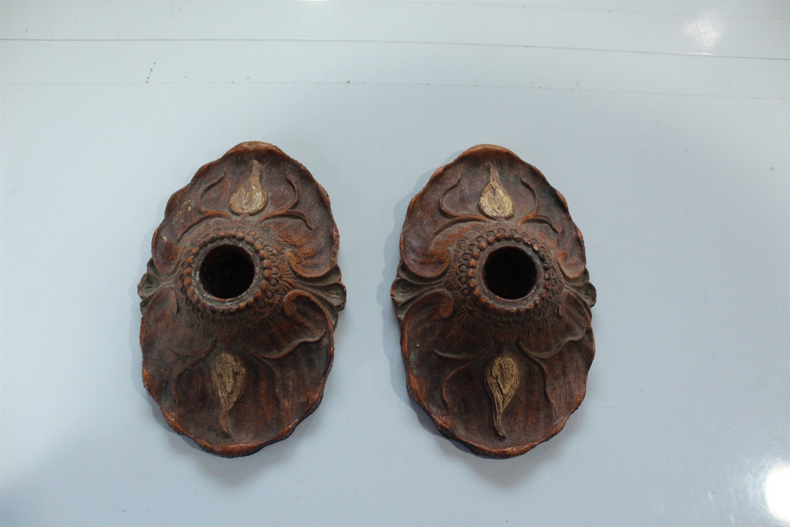 Vintage Candle Stick Holders Composite Retro Design Brown Set of 2