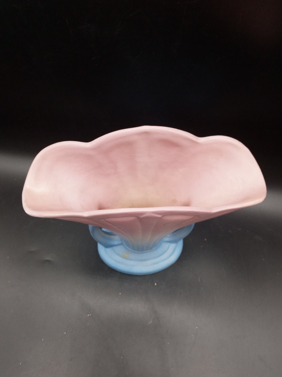 VTG Hull Art Pottery USA 47-9 Mardi Gras/Granada Fan Vase Pink,White,Blue