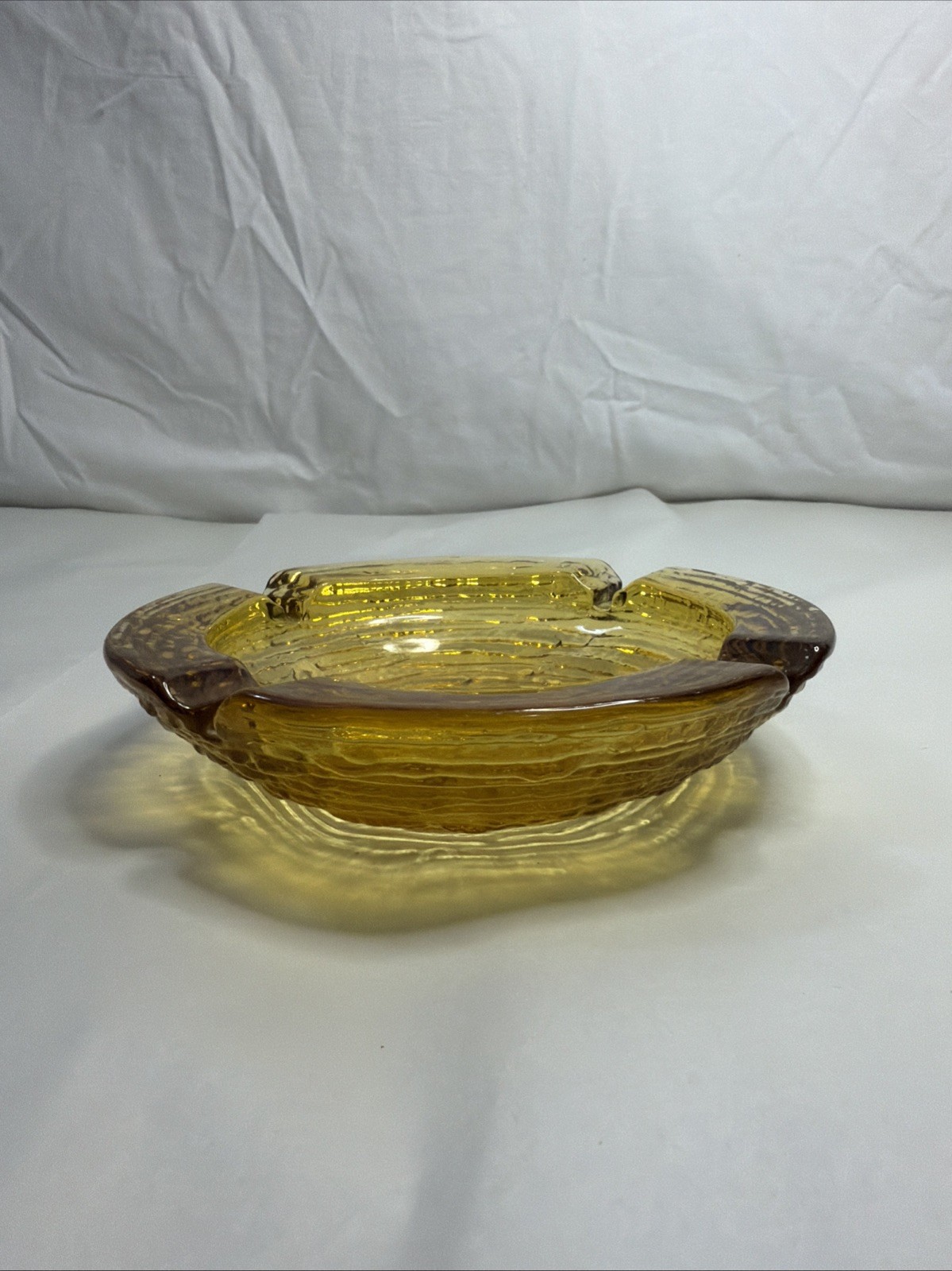 Vintage 1970’s Small 4.0″ Anchor Hocking Lido Soreno Ashtray Amber