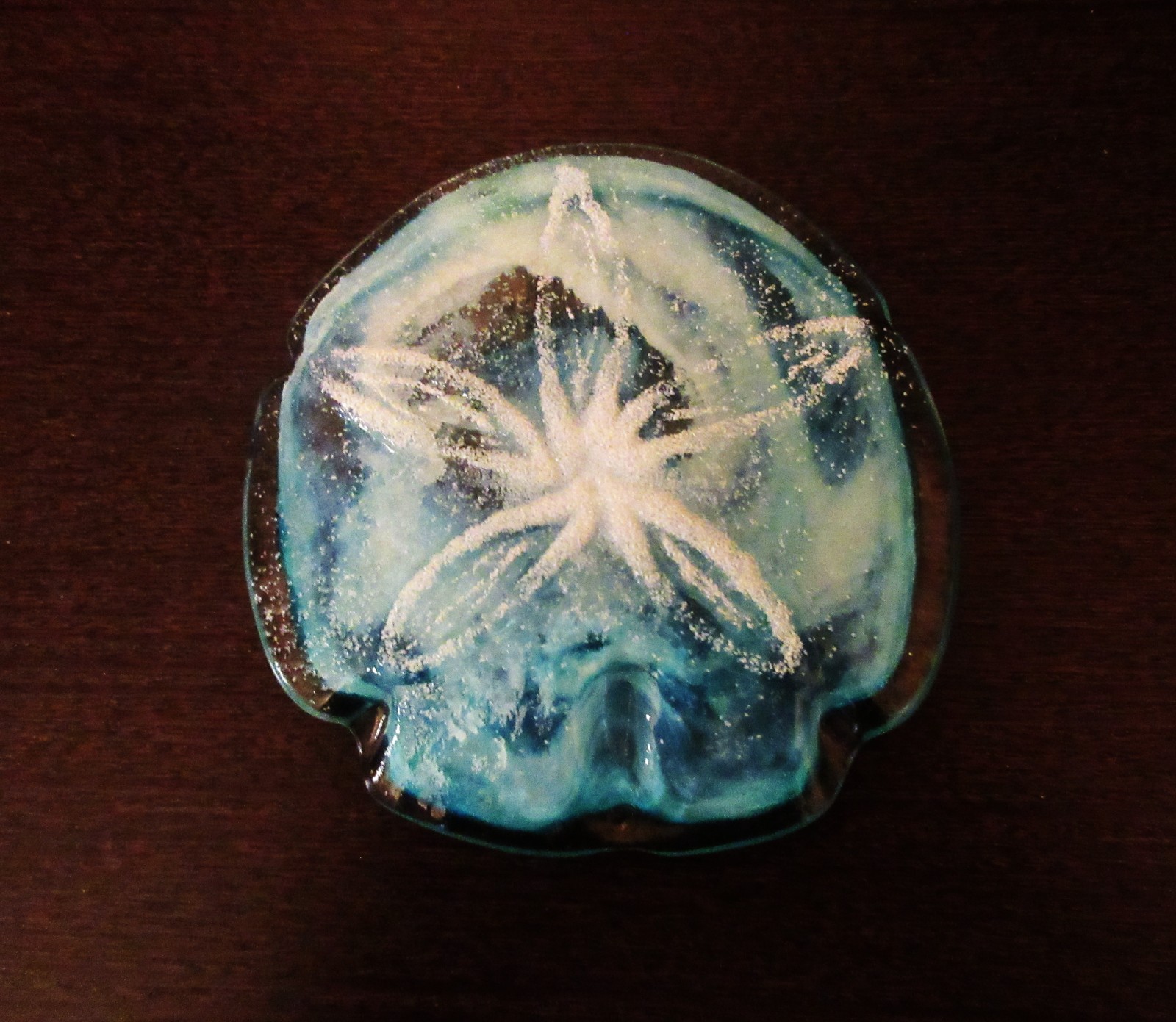 Hand Blown Sand Dollar Art Glass Paperweight Ocean Beach Decor 4.5″ Blue