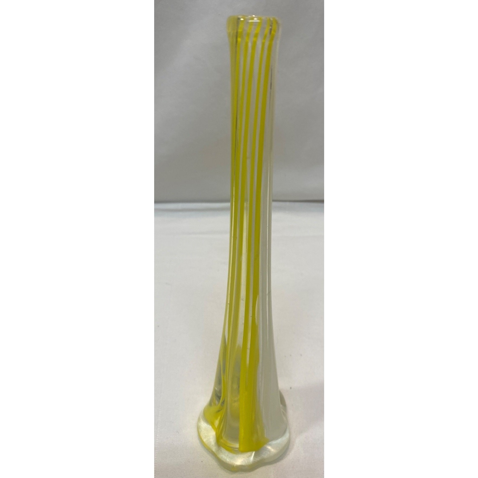VINTAGE ‘HighClass’ HAND BLOWN SWUNG VASE Yellow White Clear JAPAN 9.75” T