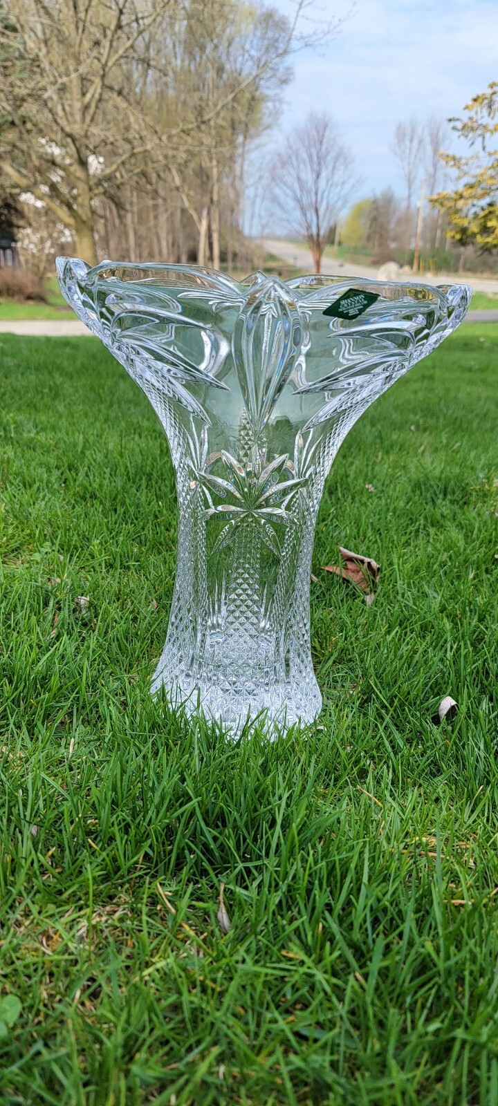 Shannon 24% Lead Crystal “DESIGNS OF IRELAND” 12″ Palm Tree Vase 10 LBS.