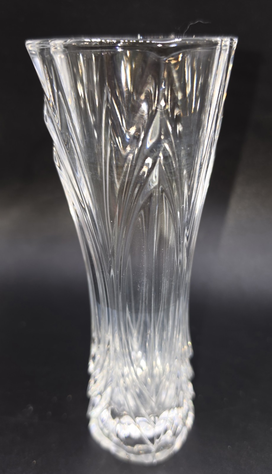 Vtg Cristal d’Arques Durand CHATELET Vase 9-5/8″T 24% Lead Crystal Stunning EC